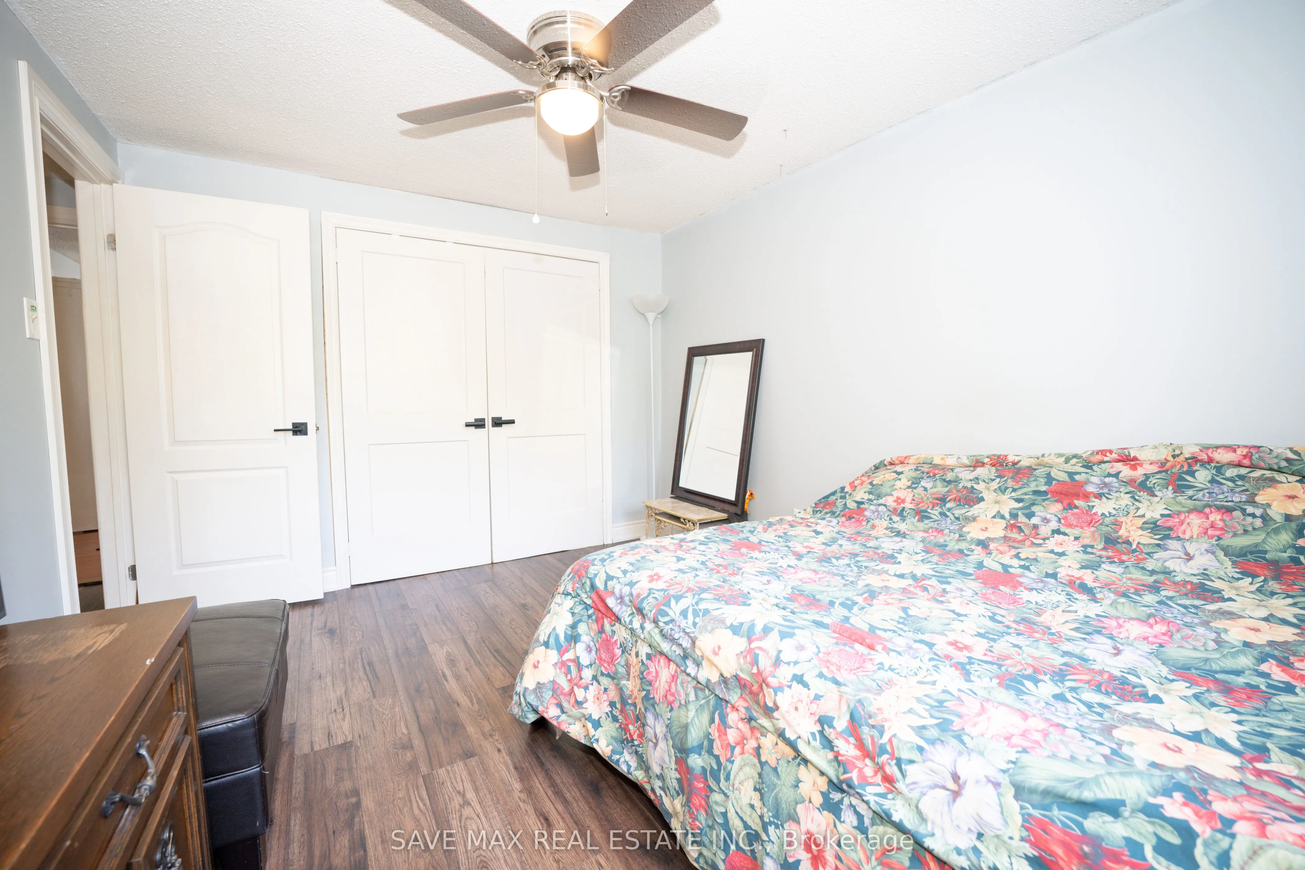 26 Gilmore Drive N