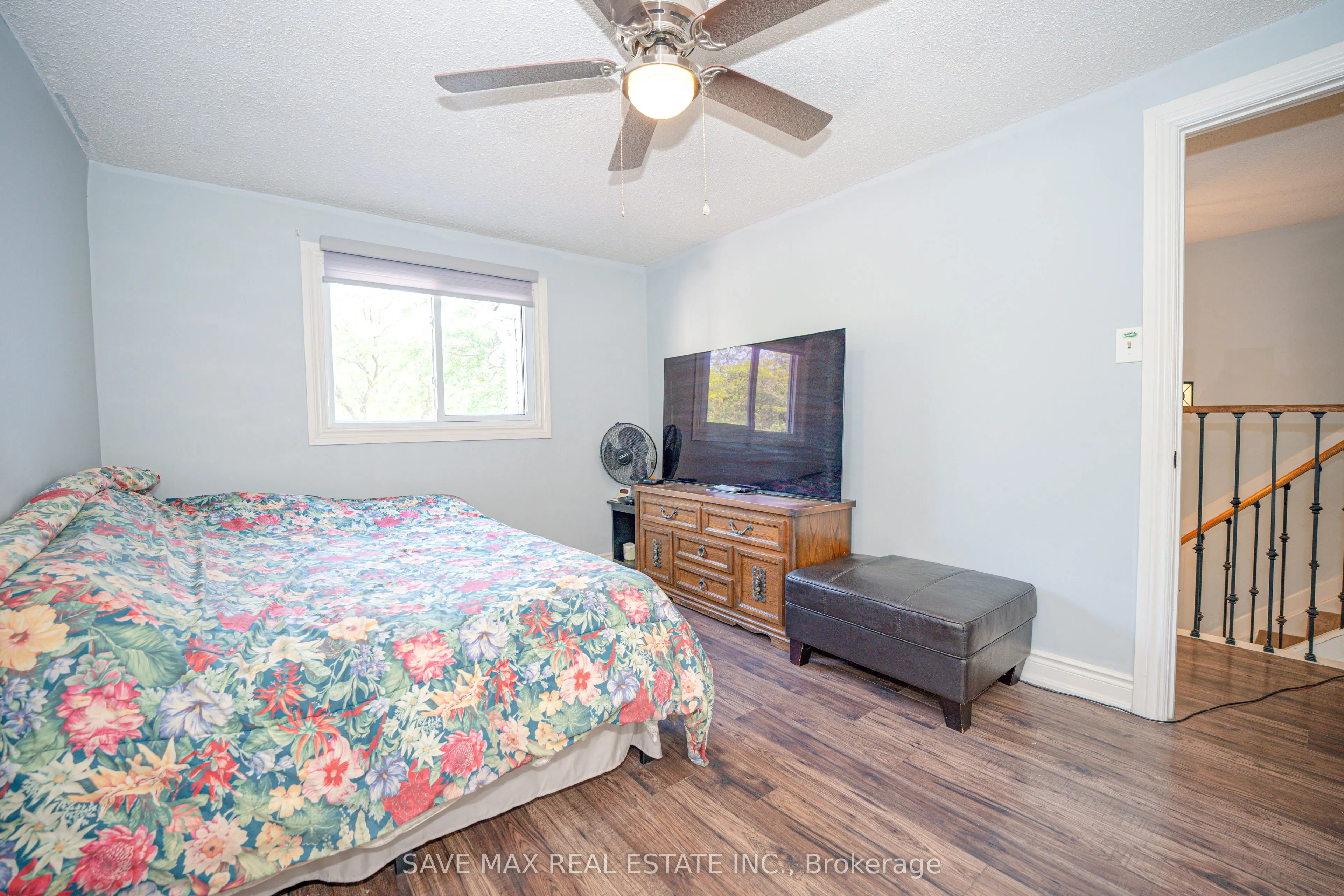 26 Gilmore Drive N