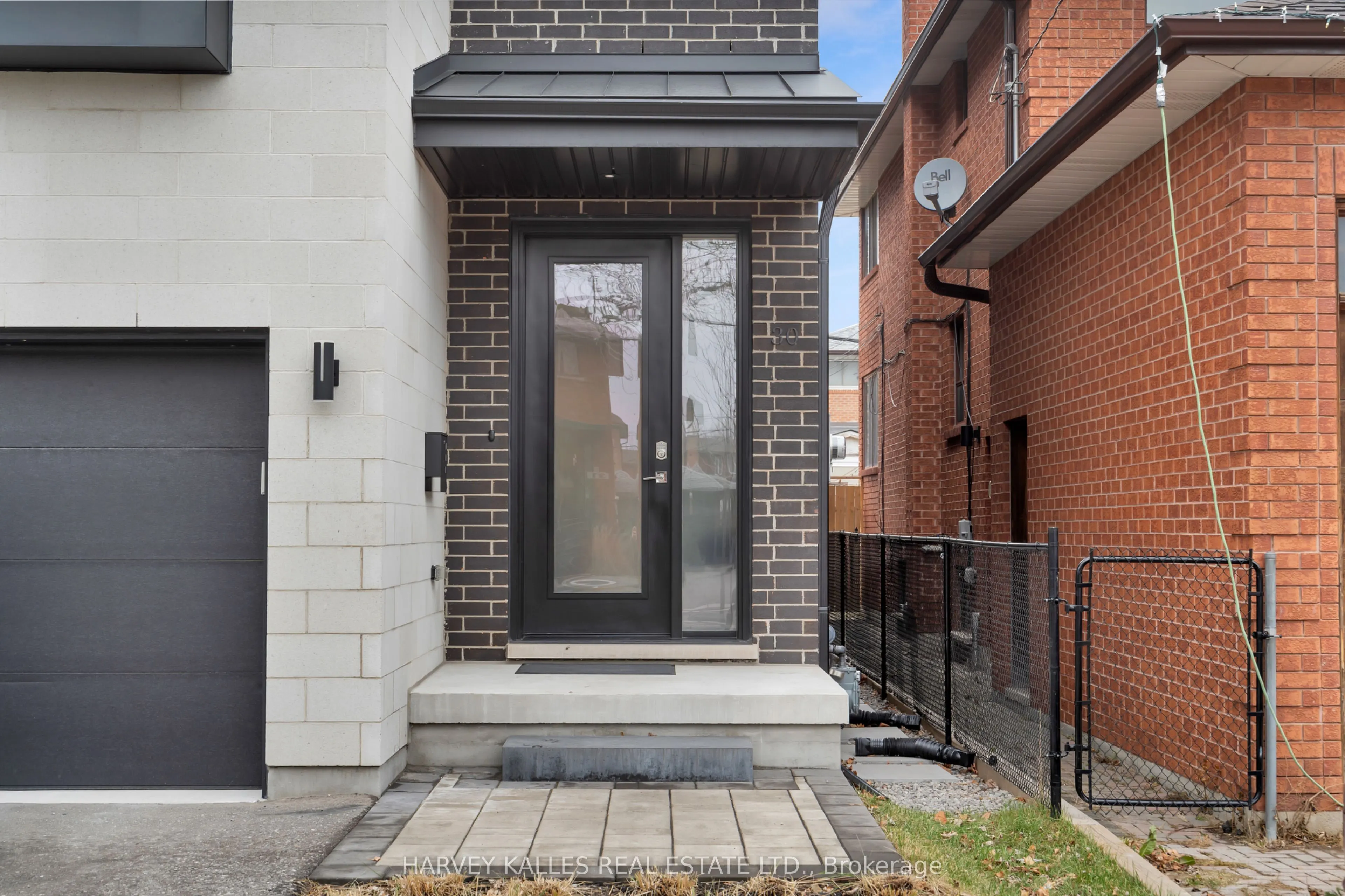 30 Roseland Drive