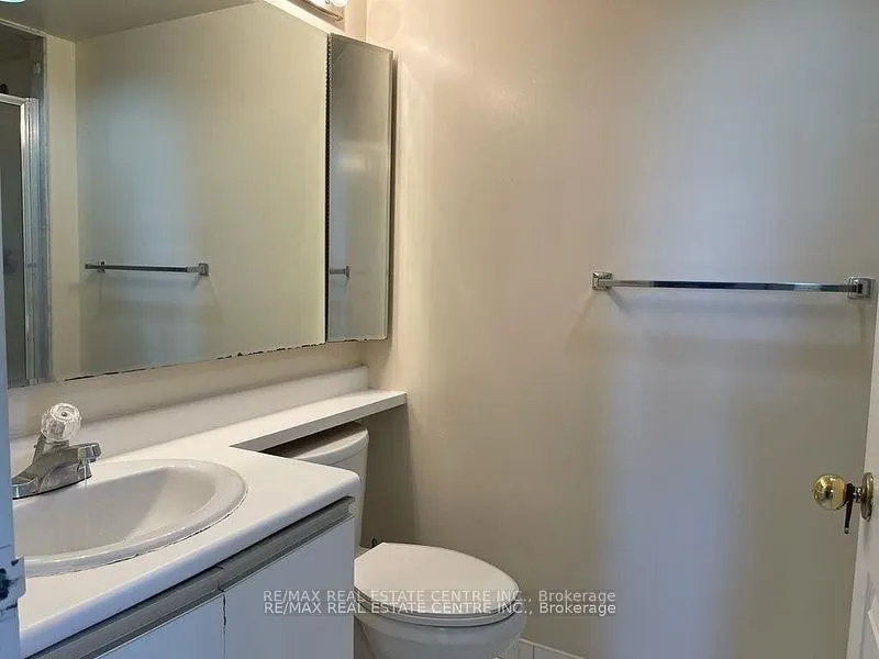265 Enfield Place, #1403