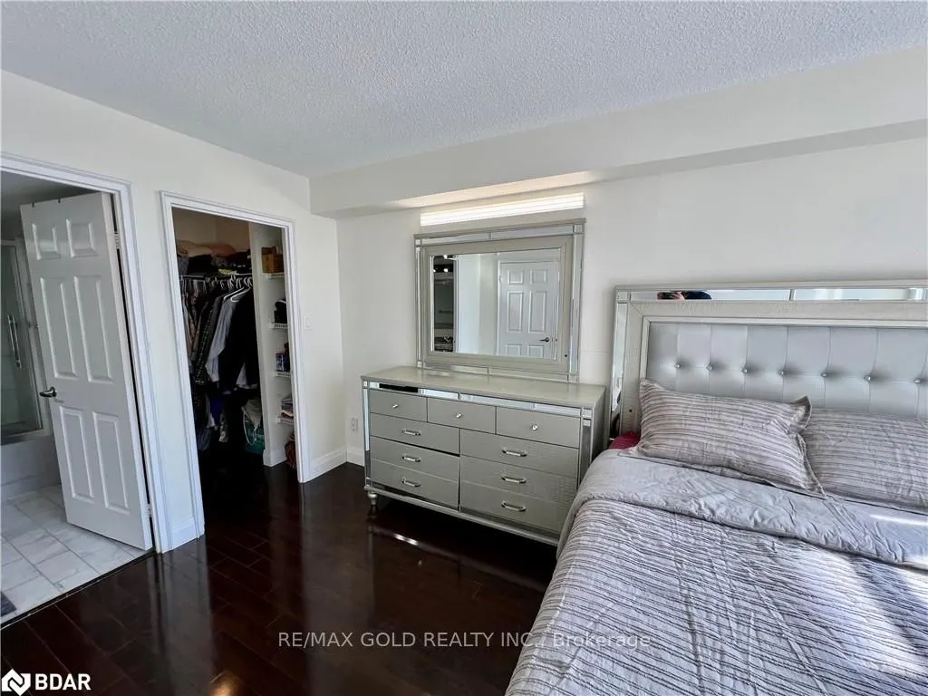 265 Enfield Place #903