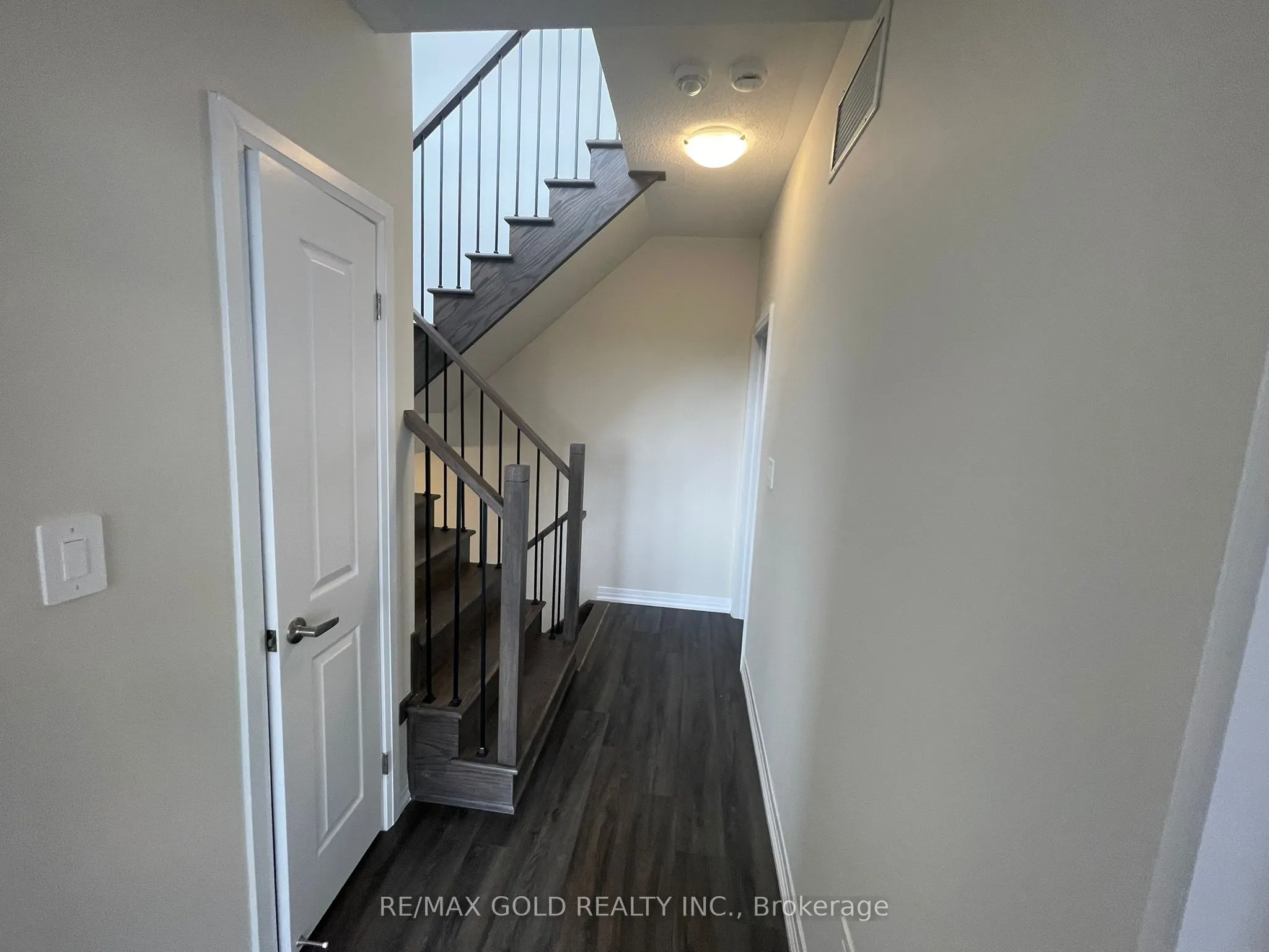 1581 Rose Way, #414