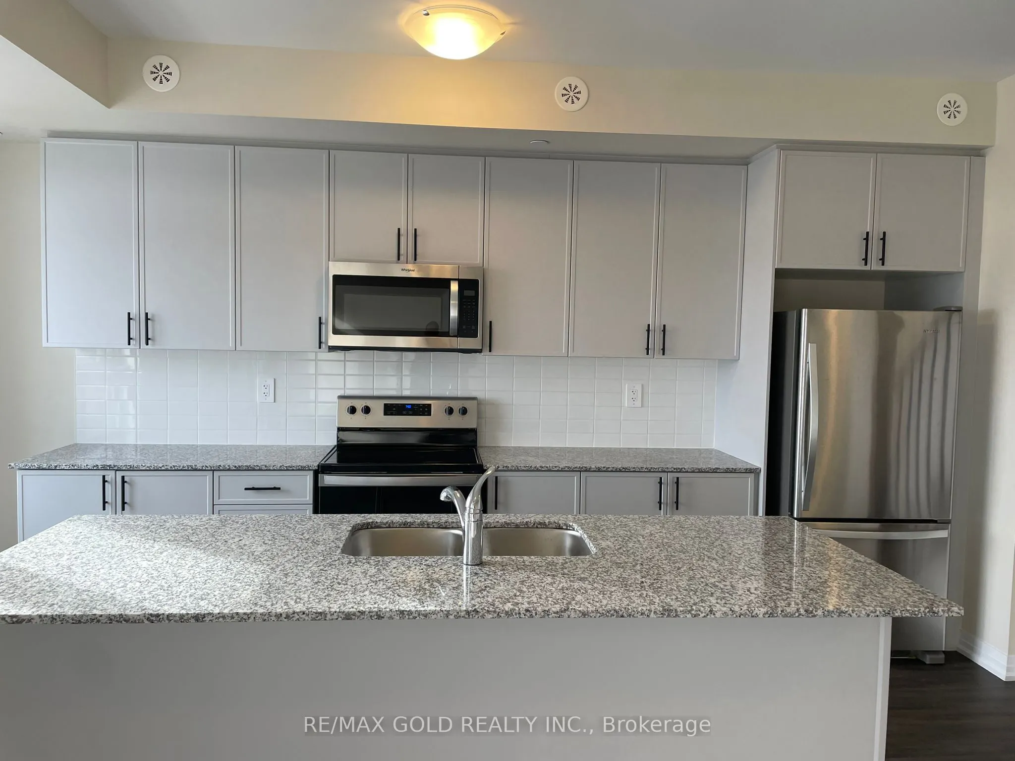 1581 Rose Way, #414