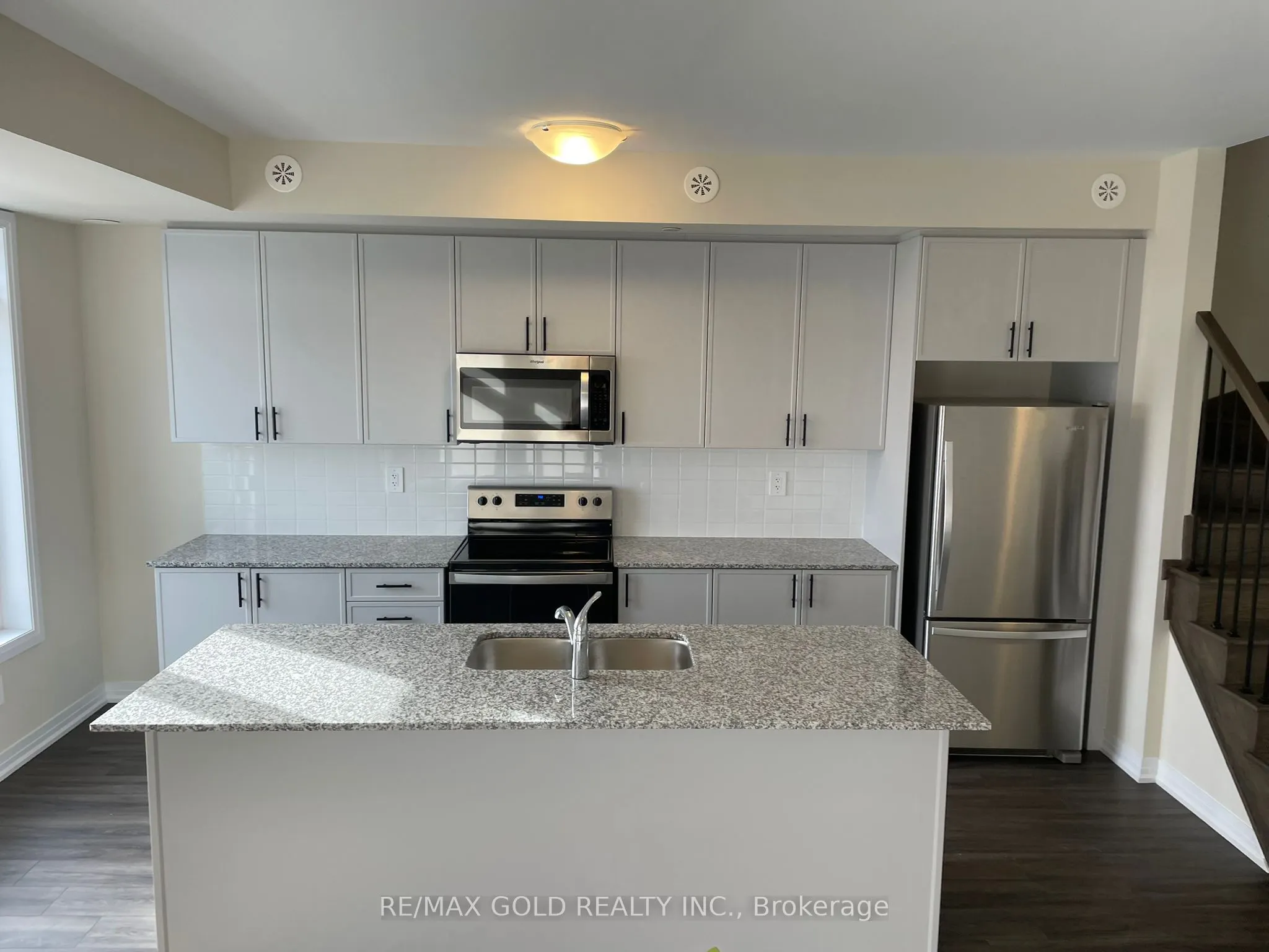 1581 Rose Way, #414