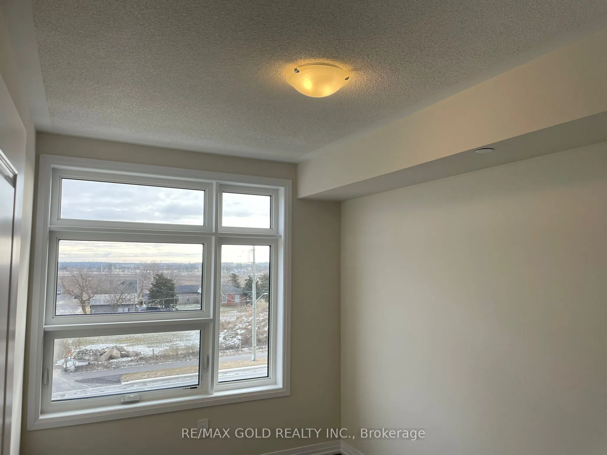1581 Rose Way, #414