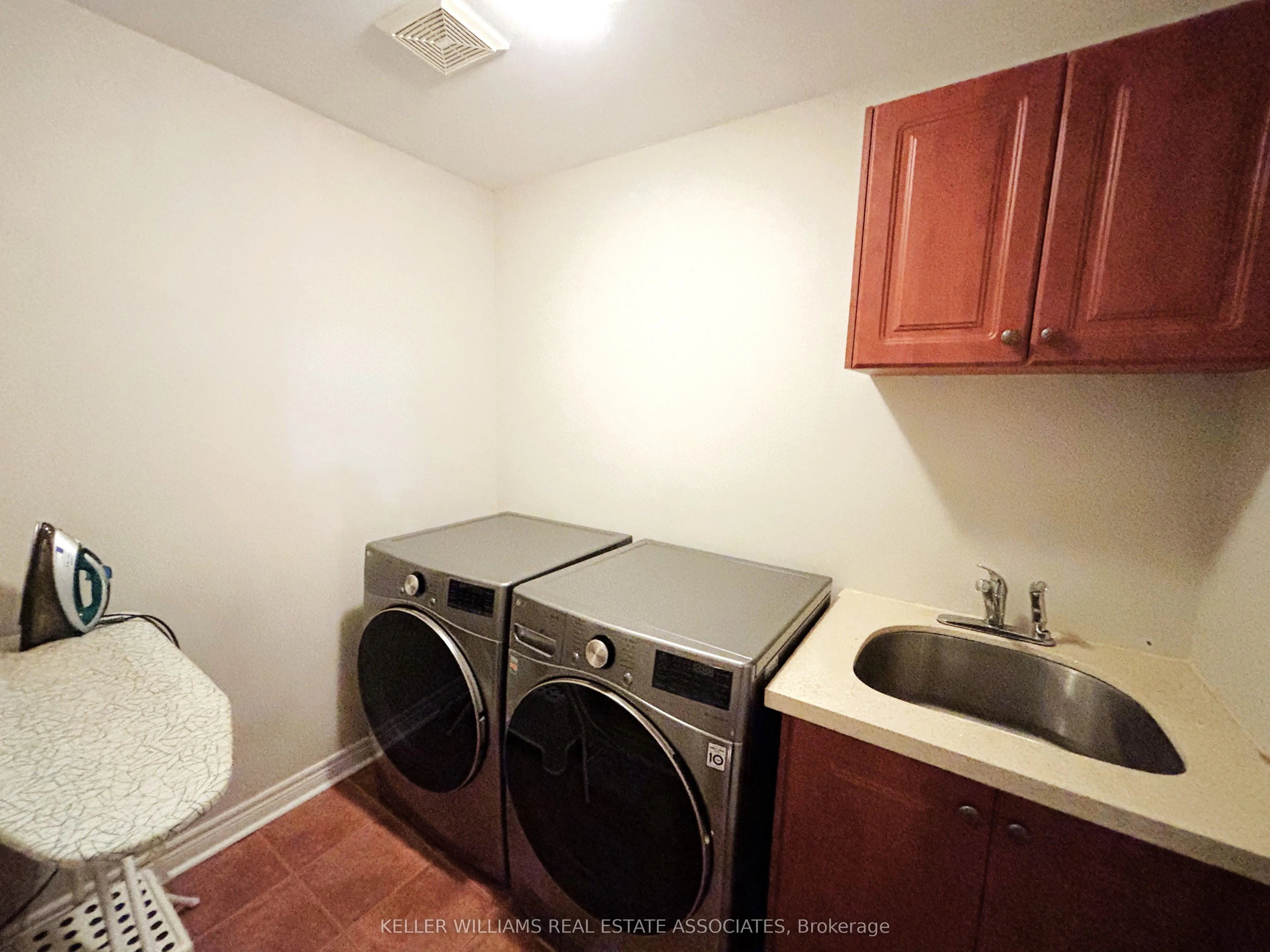 2295 Rochester Circle, #15