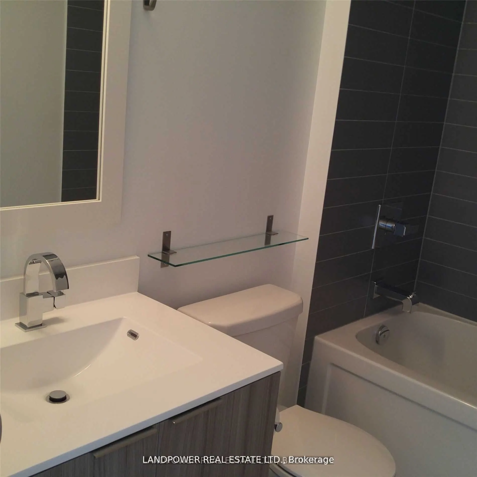 56 Annie Craig Drive, #908
