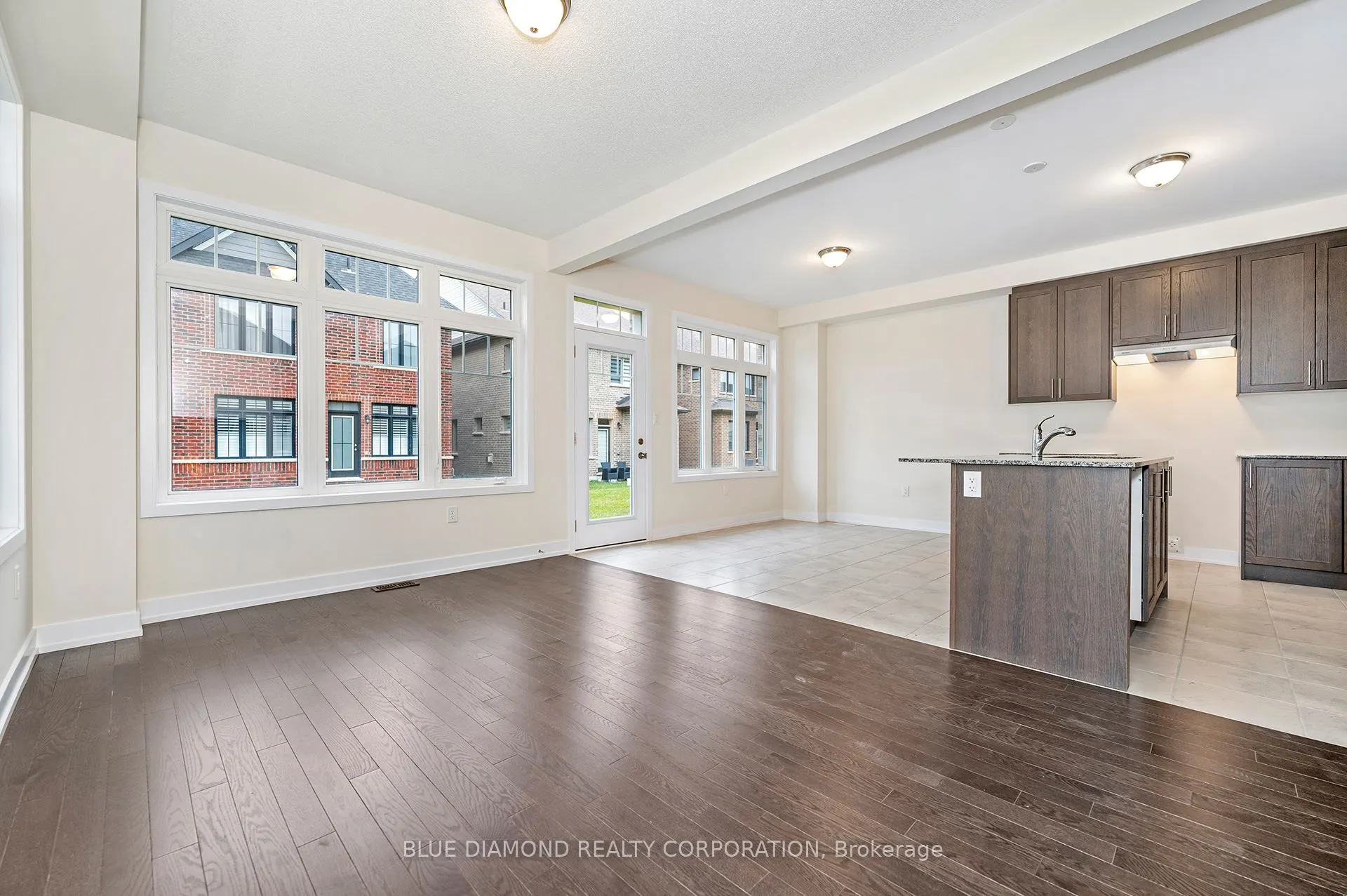 605 FULLUM LANDING