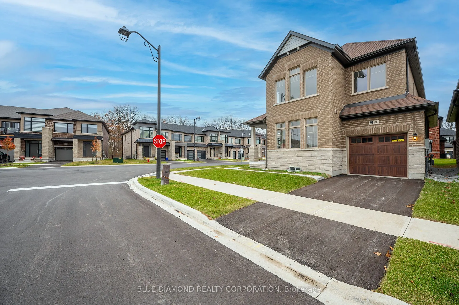 605 FULLUM LANDING