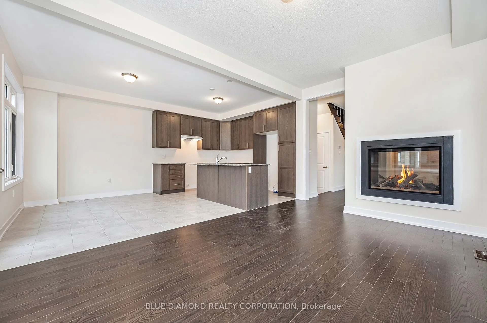 605 FULLUM LANDING