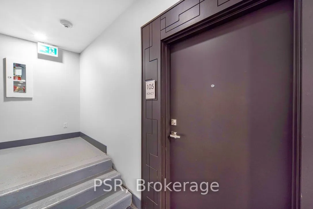 430 Roncesvalles Avenue, #105