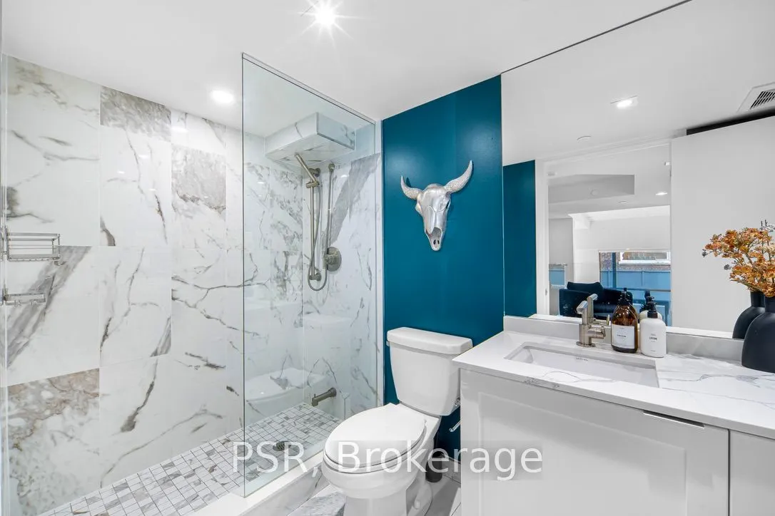 430 Roncesvalles Avenue, #105