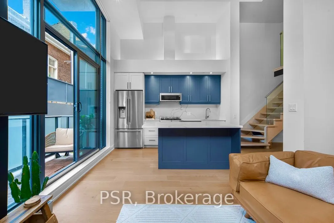 430 Roncesvalles Avenue, #105