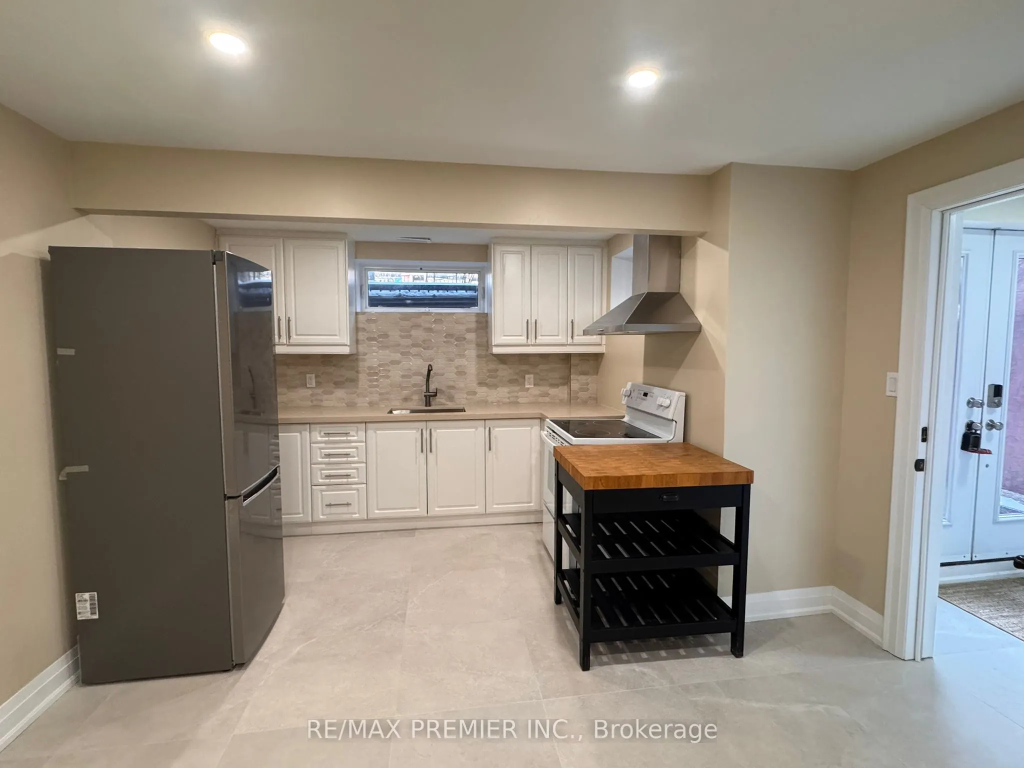 100 Flamborough Drive