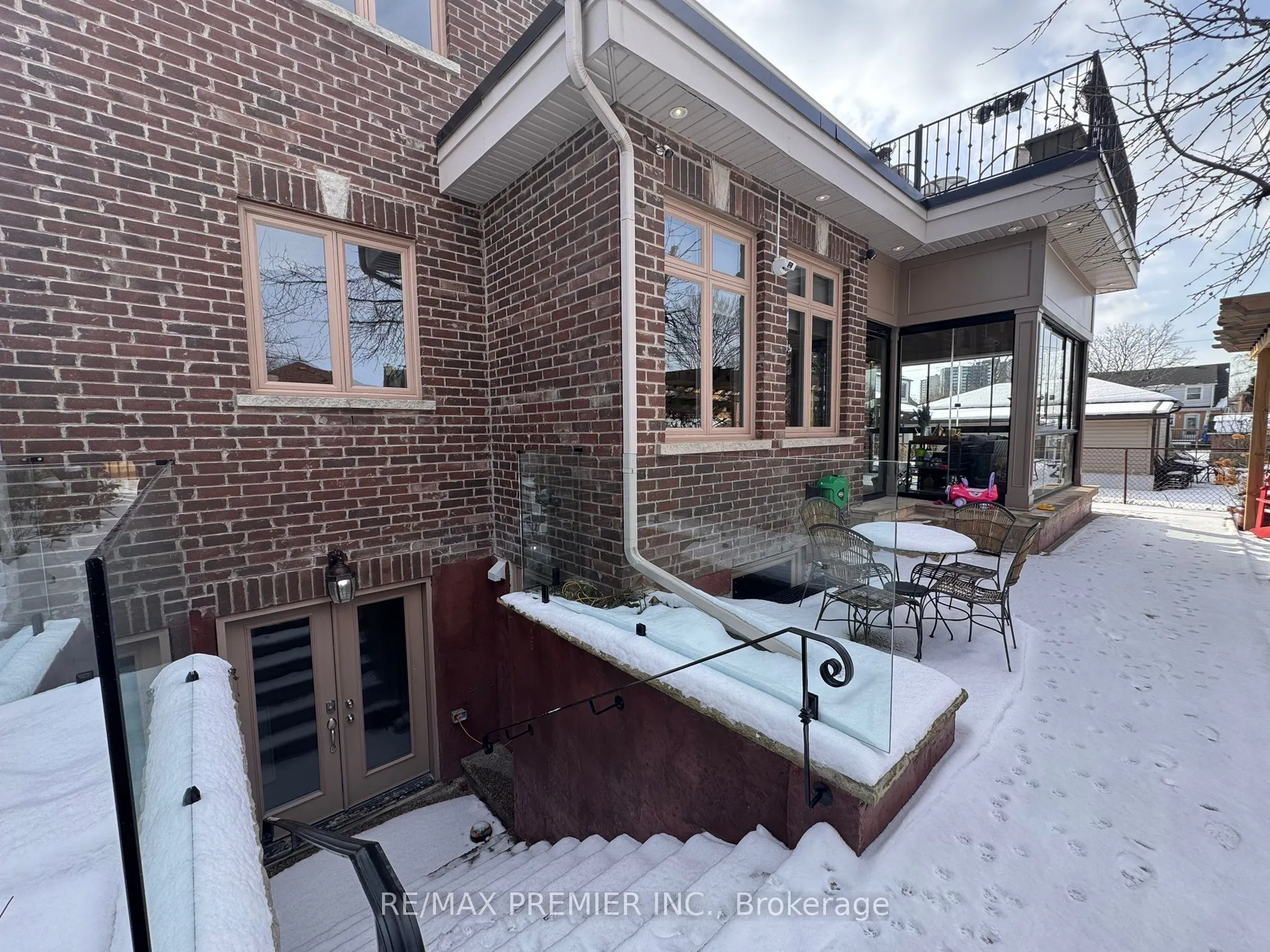 100 Flamborough Drive