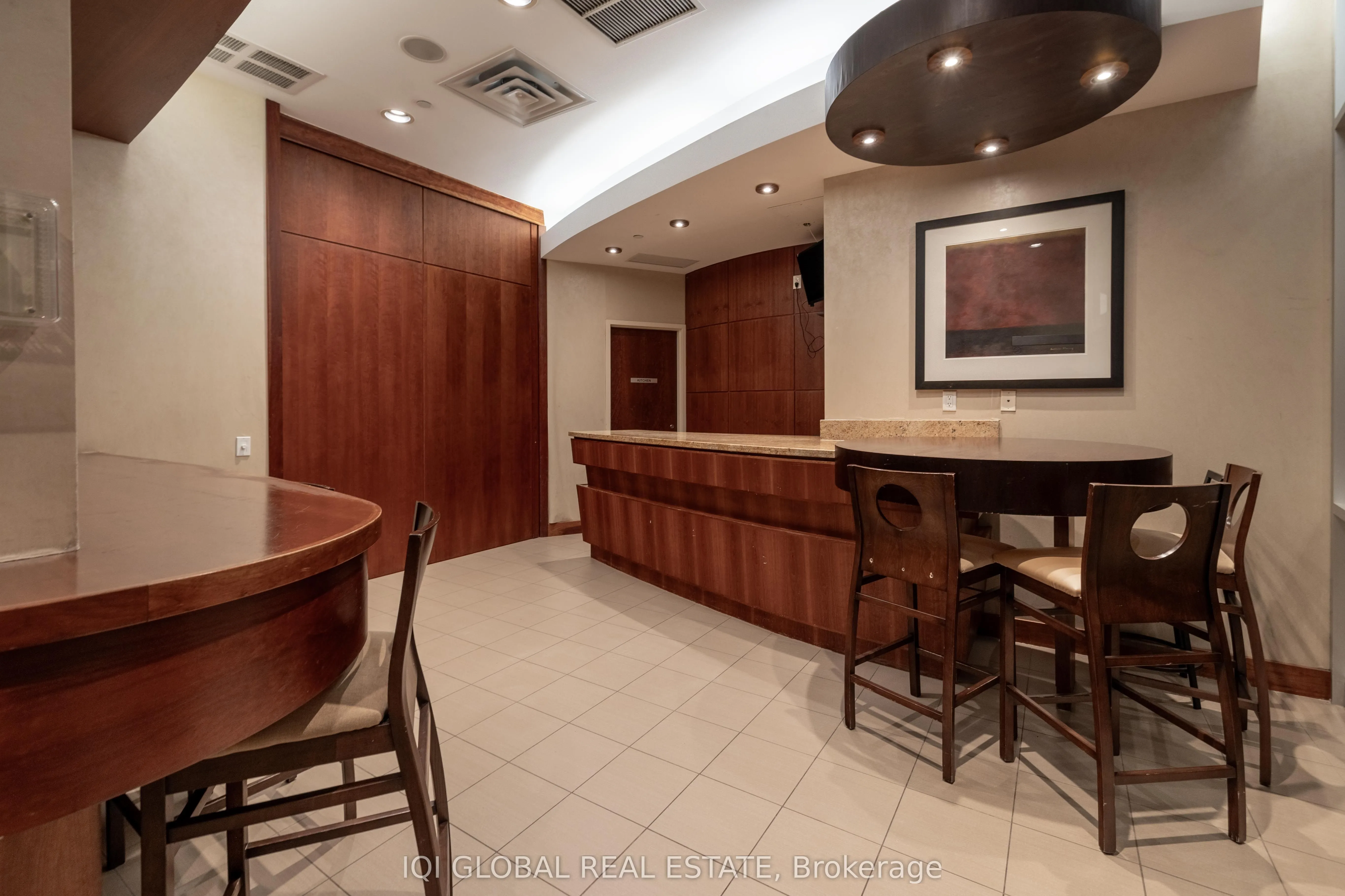 55 Strathaven Drive N, #301
