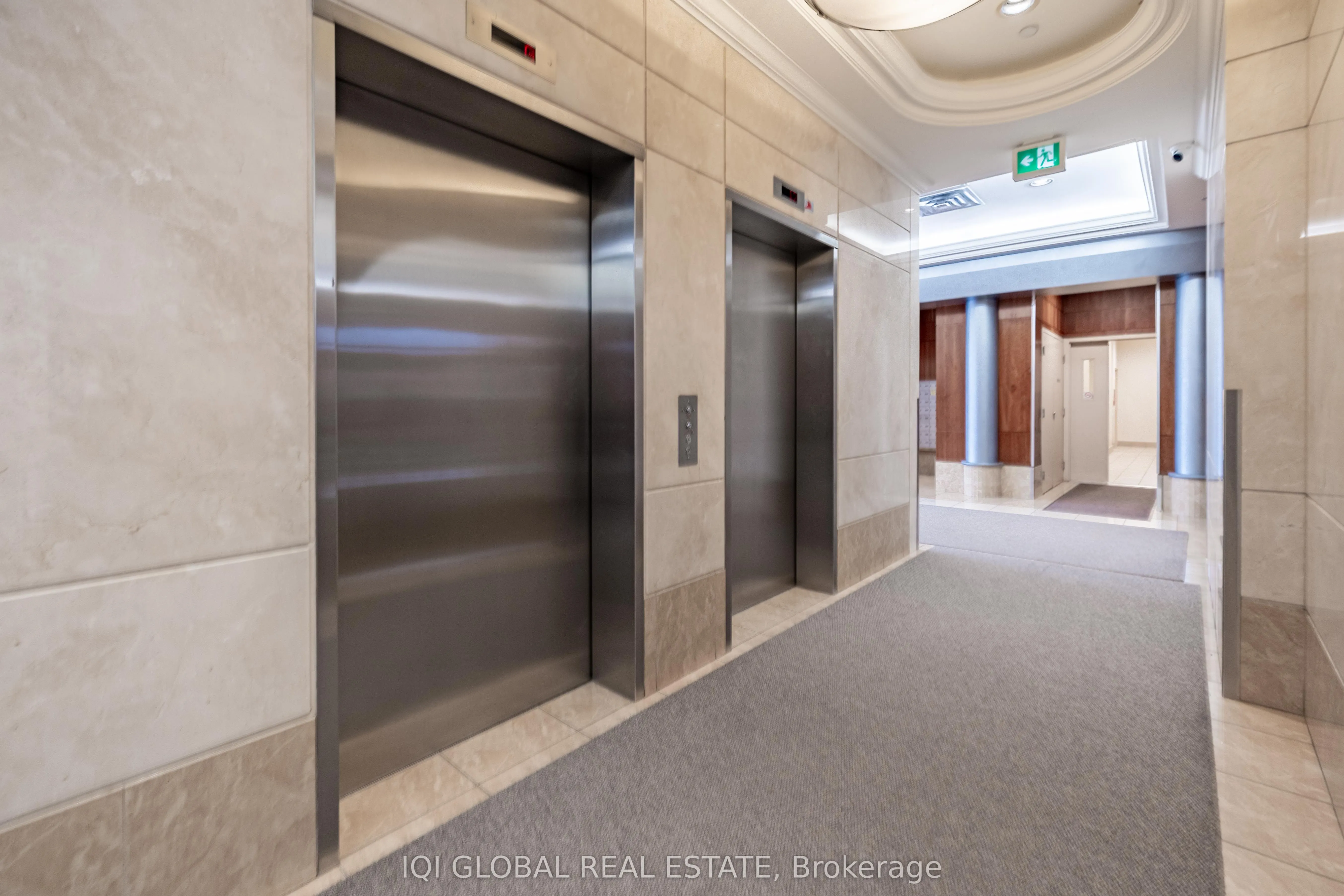 55 Strathaven Drive N, #301