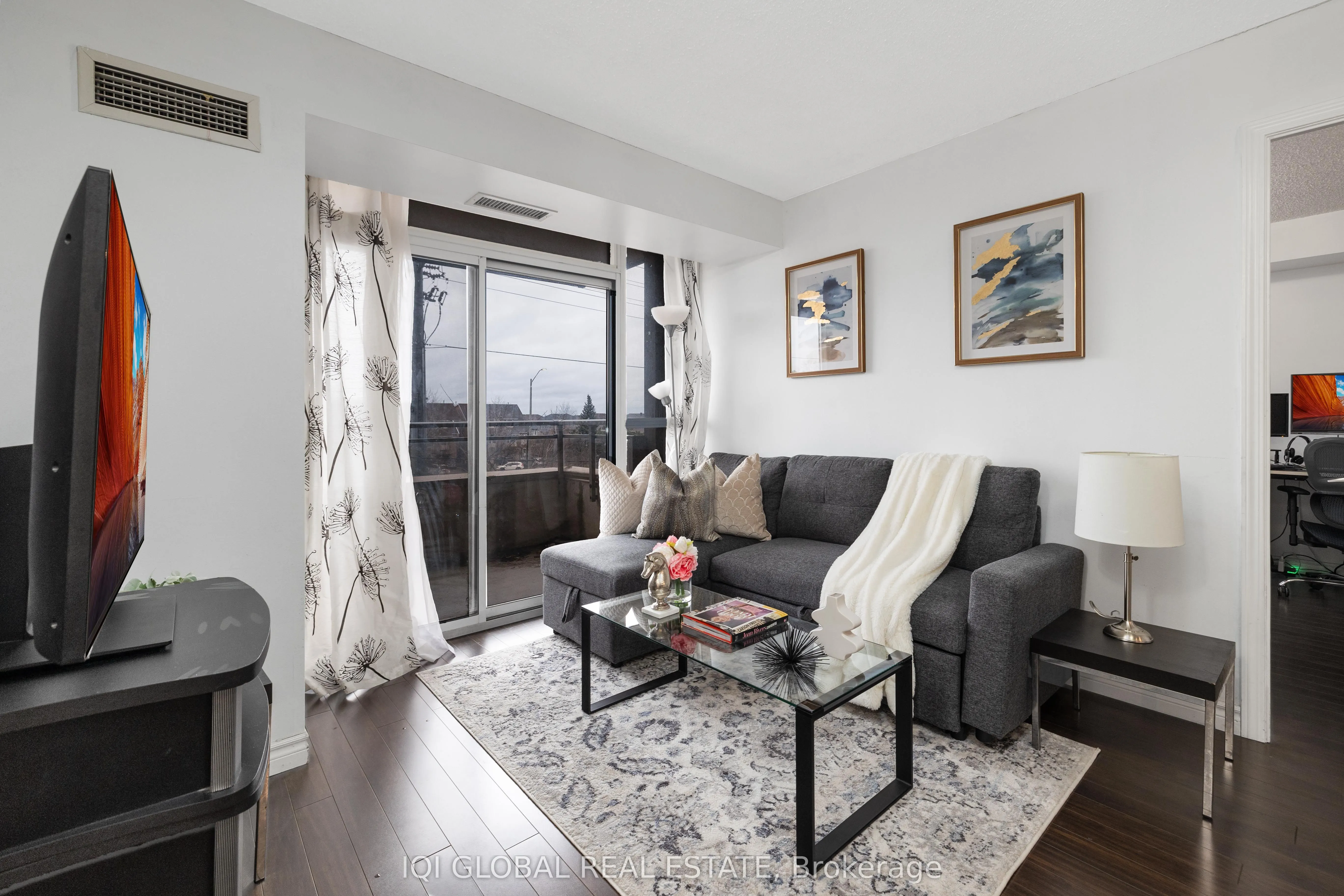 55 Strathaven Drive N, #301