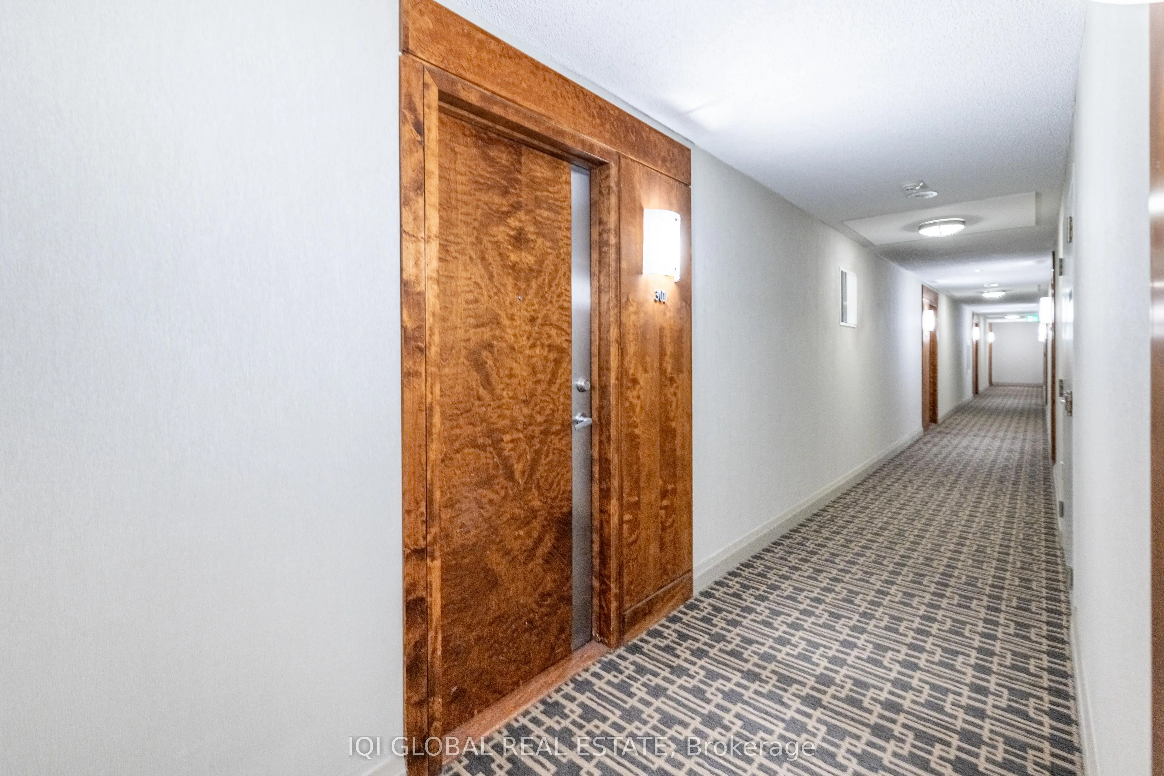 55 Strathaven Drive N, #301