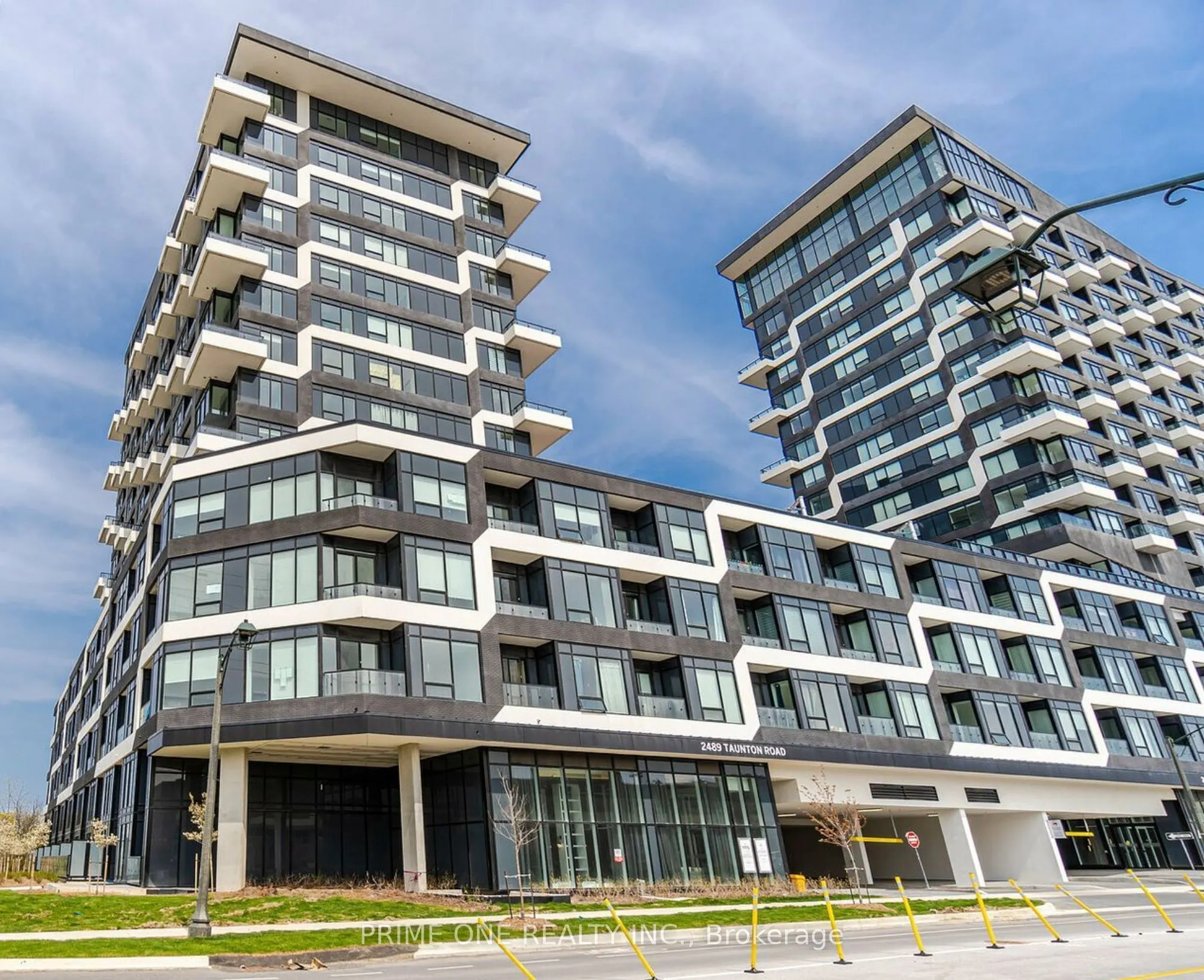 2489 Taunton Road, #614