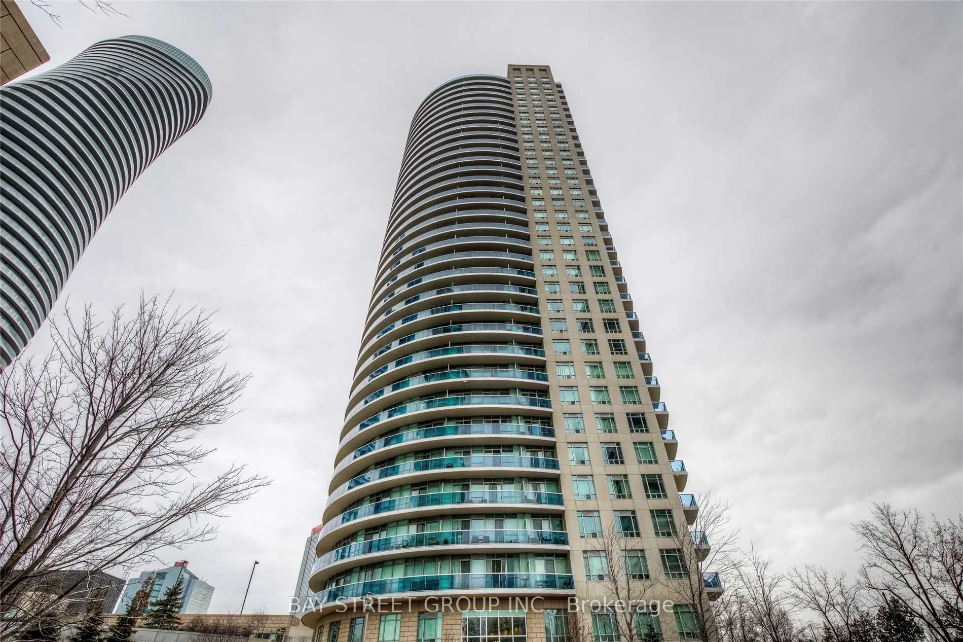 90 Absolute Avenue, #2001
