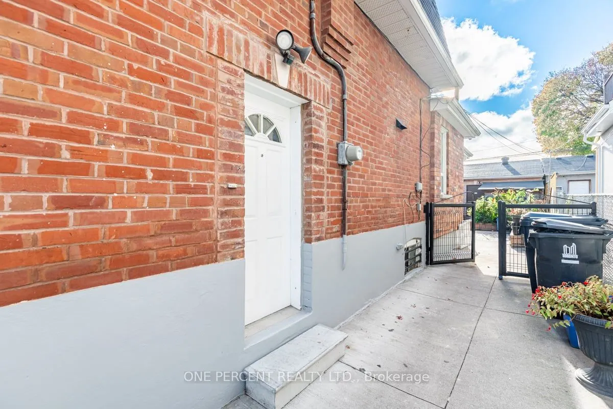 444 Maybank Avenue