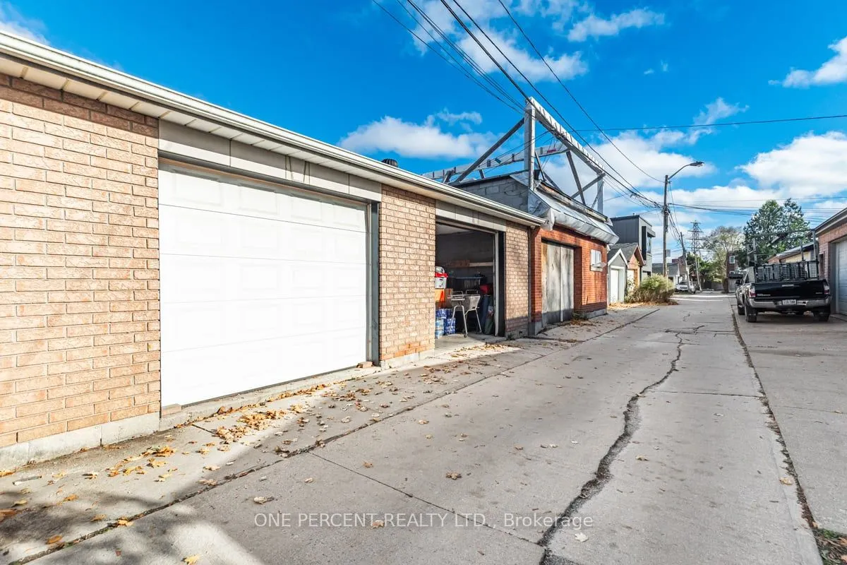 444 Maybank Avenue