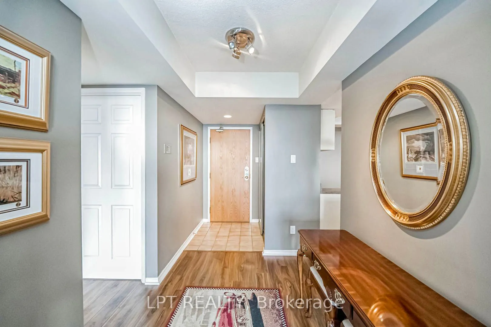 320 Mill Street S, #606