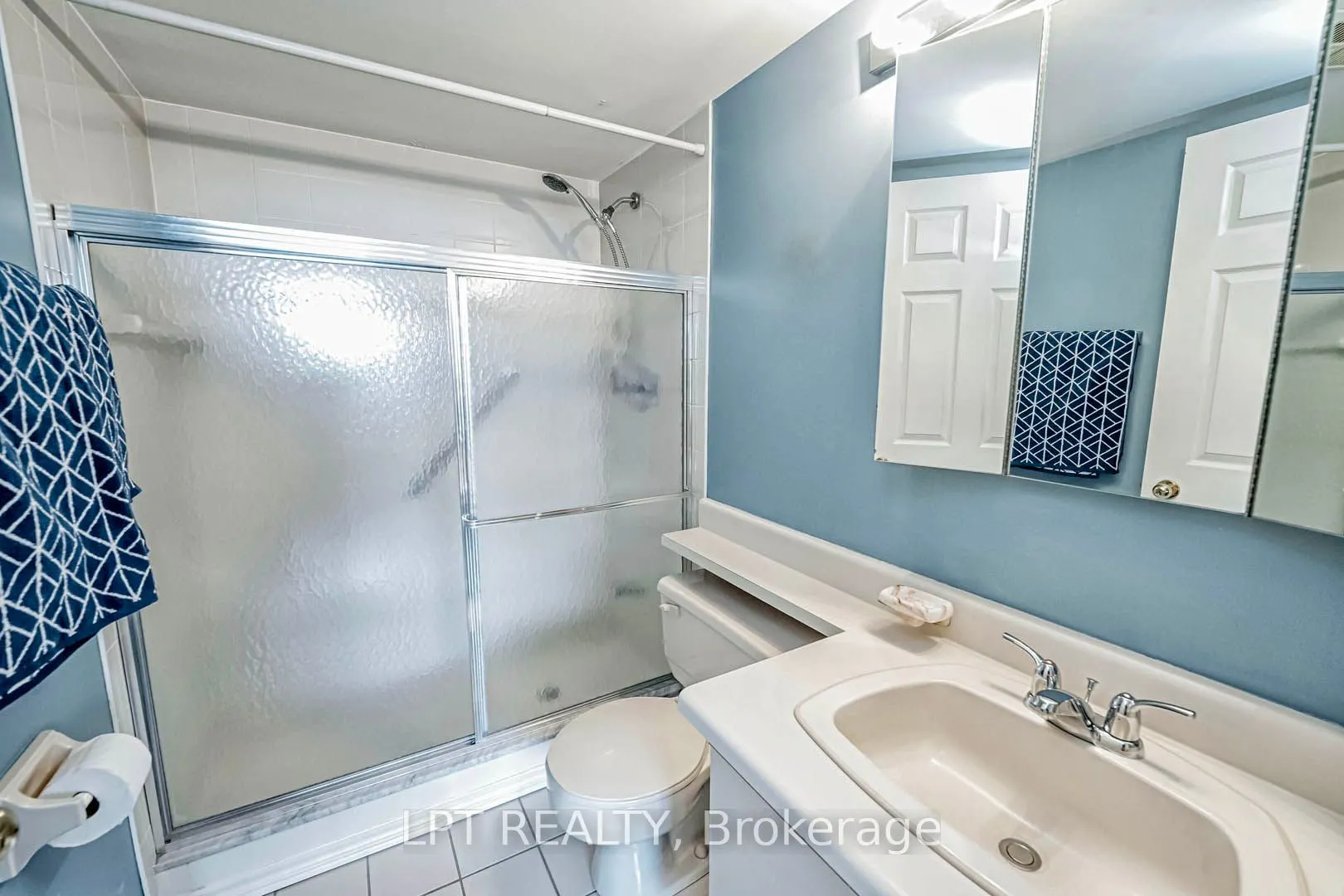 320 Mill Street S, #606