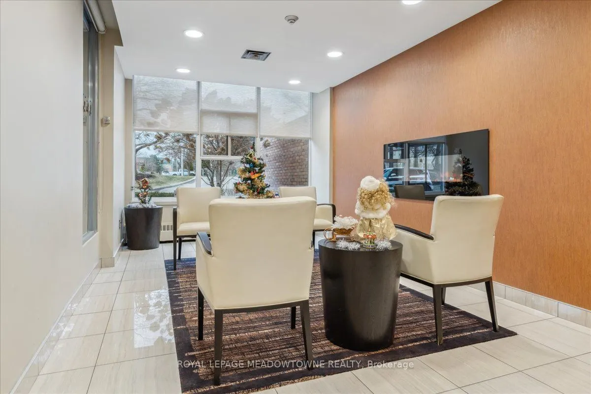 2665 Windwood Drive, #604