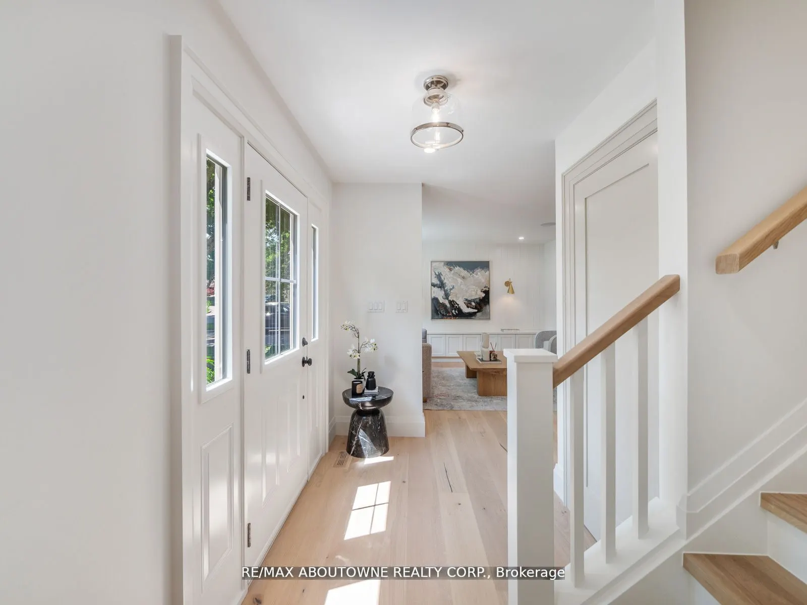 33 Harbourside Court