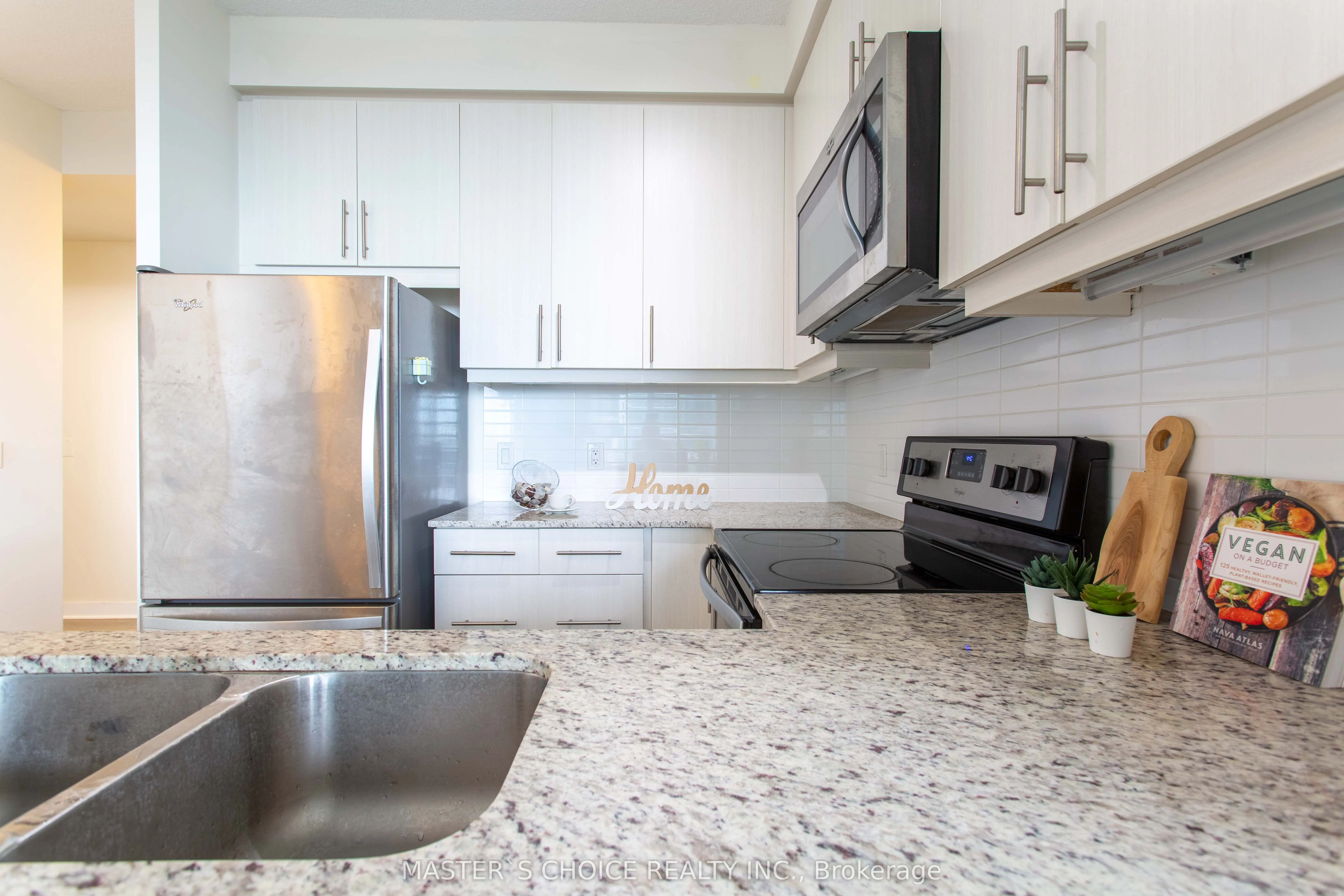 3975 Grand Park Drive, #1407
