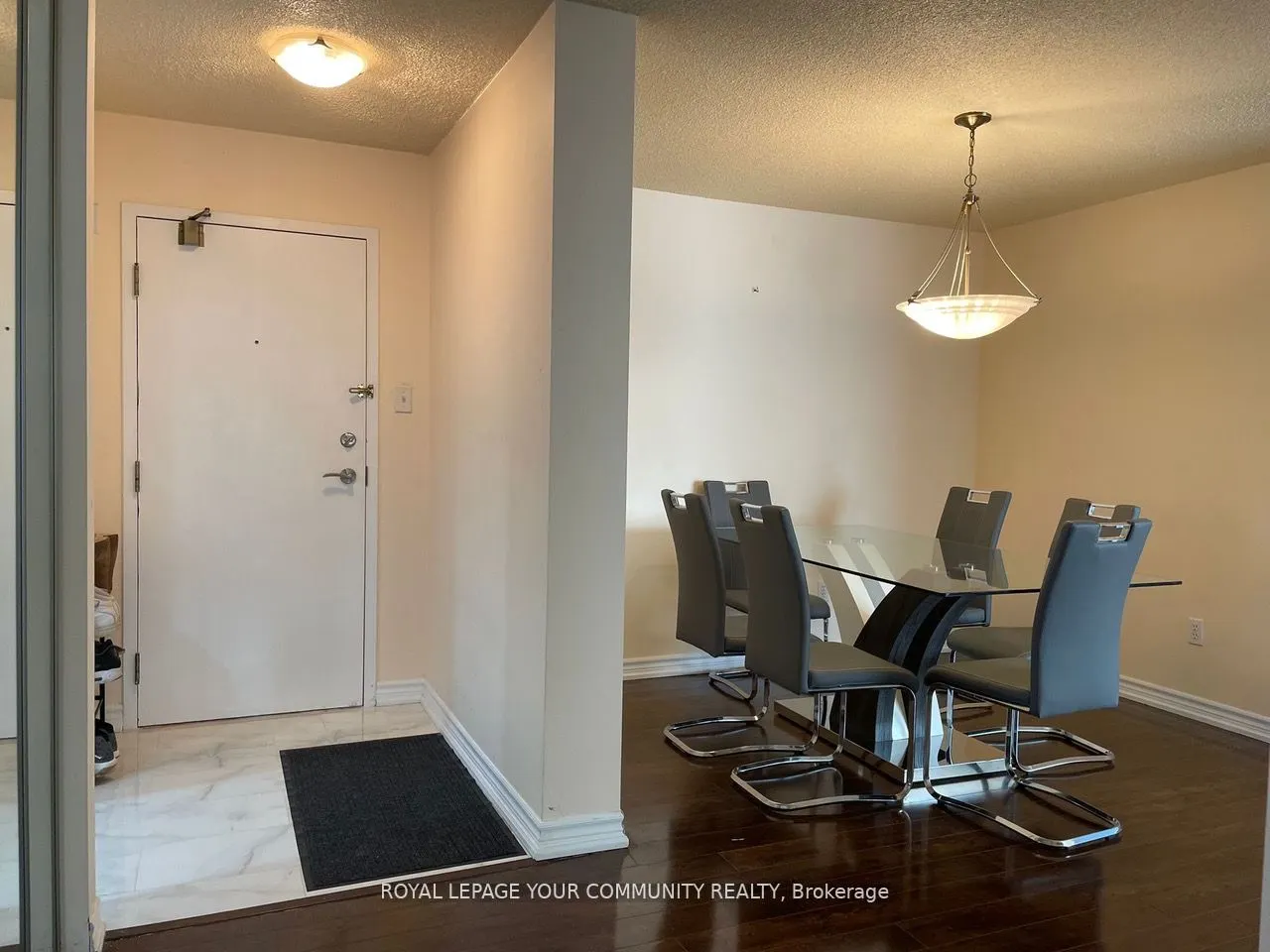 10 Laurelcrest Street, #607