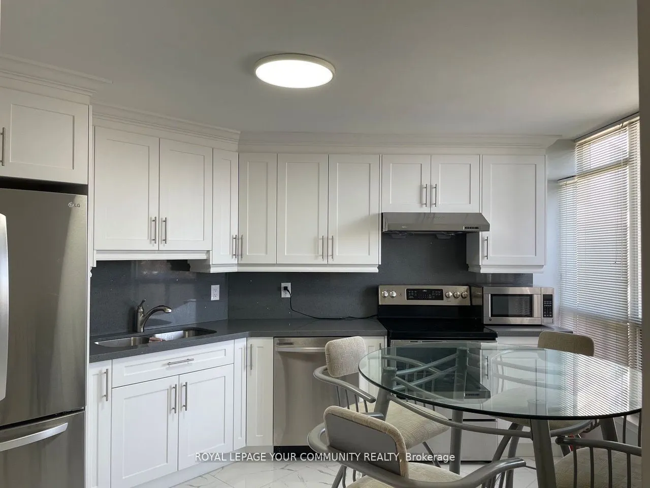 10 Laurelcrest Street, #607