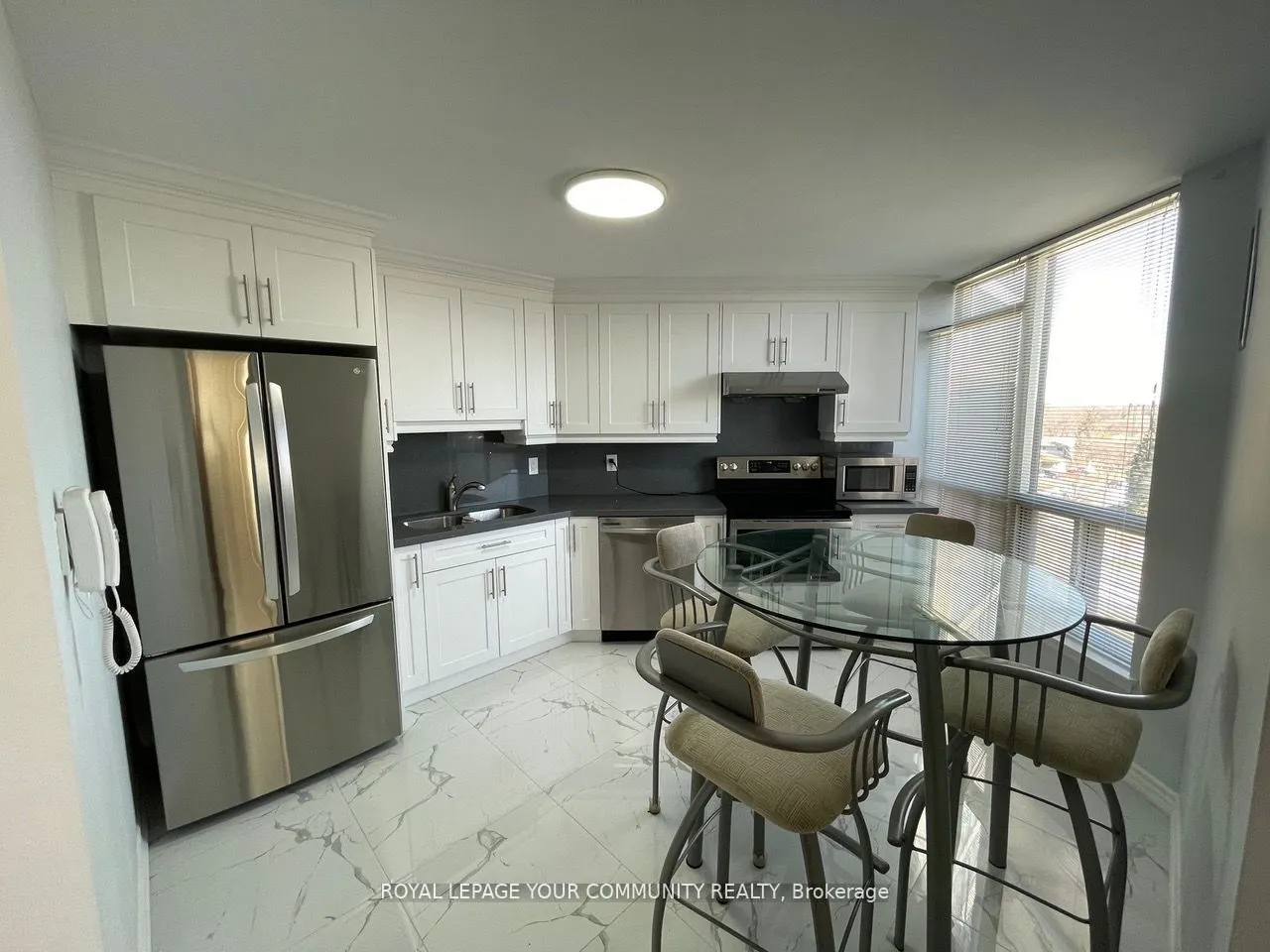 10 Laurelcrest Street, #607