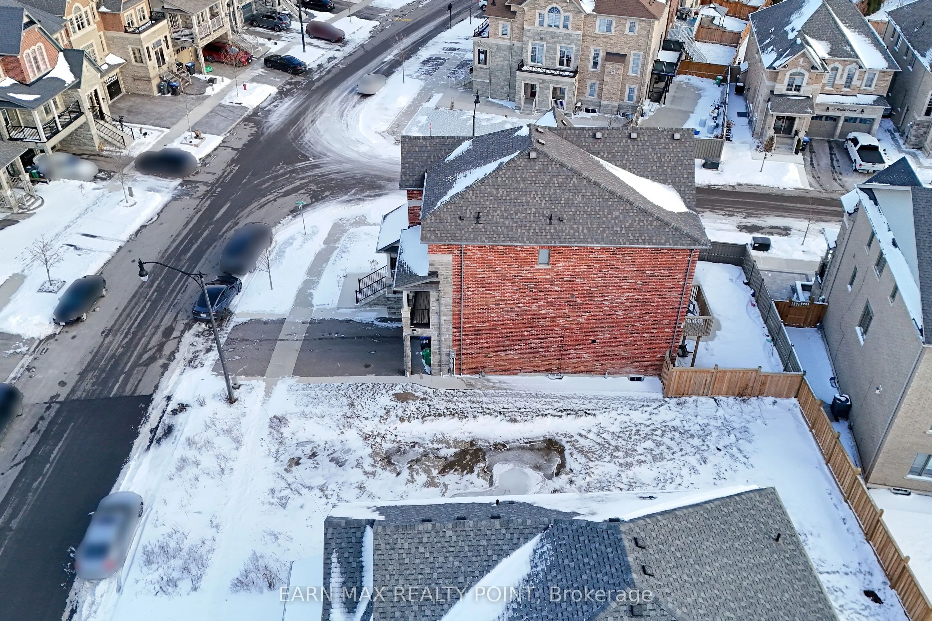 180 Thornbush Boulevard