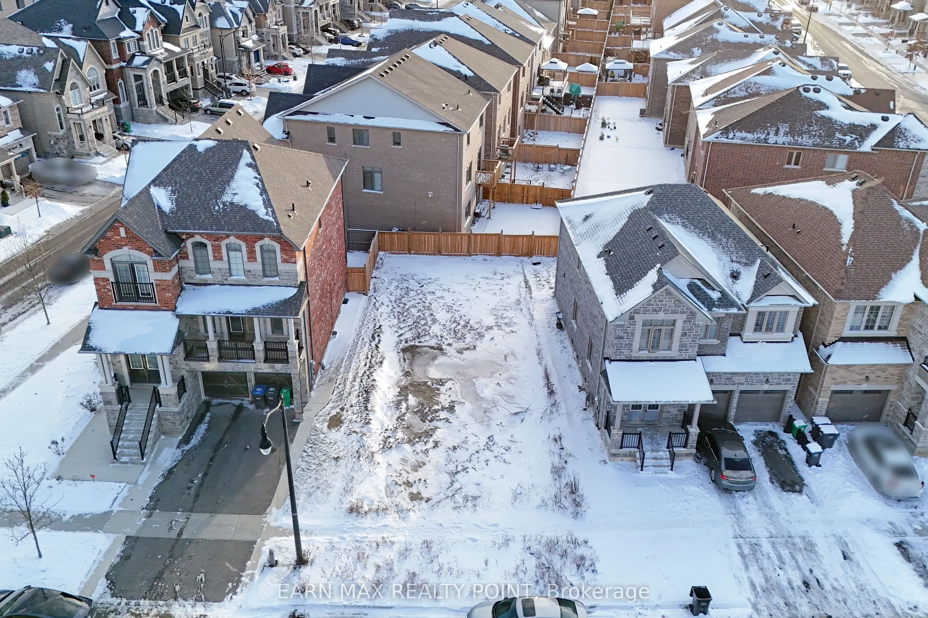 180 Thornbush Boulevard