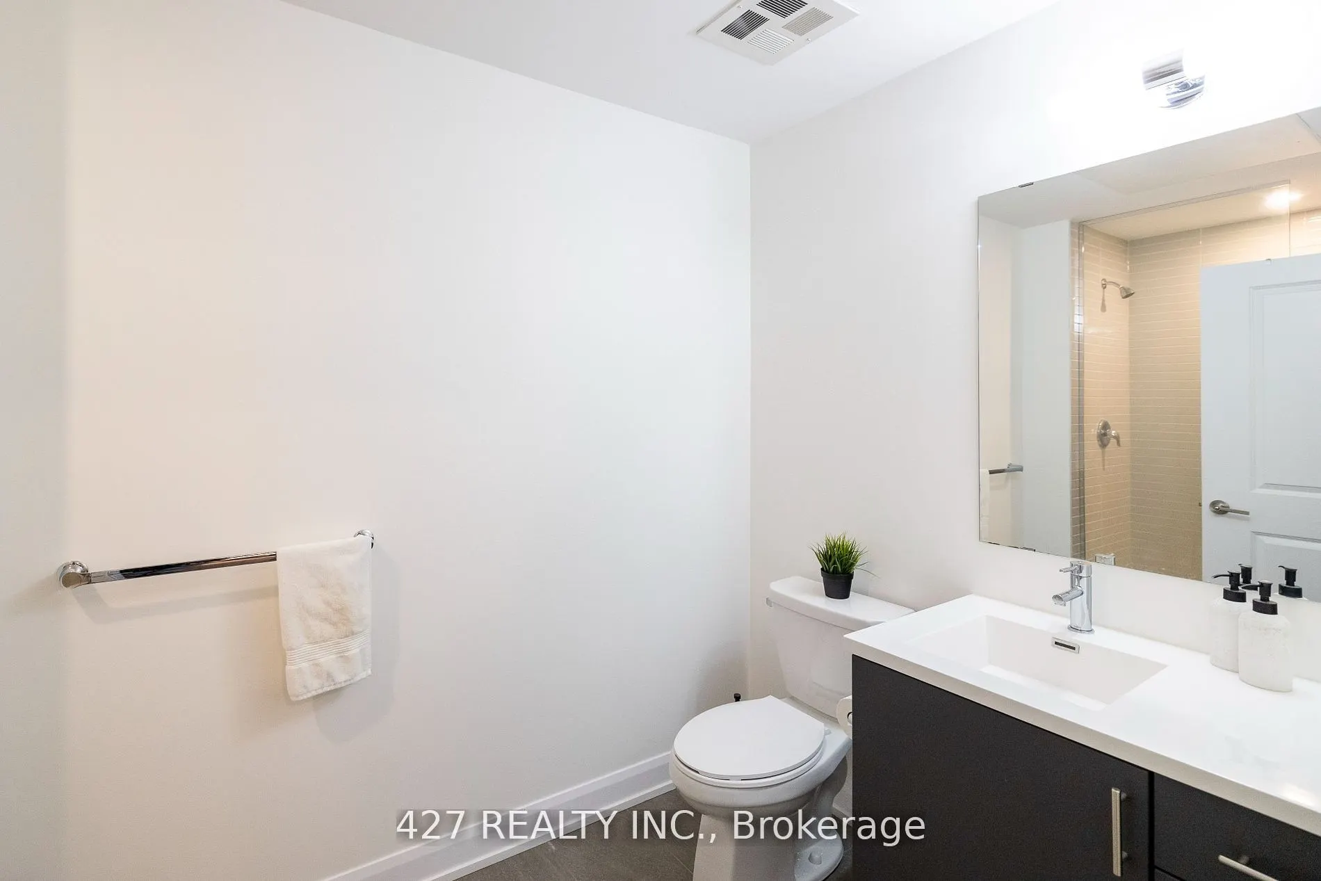 3220 William Coltson Ave Avenue E #302