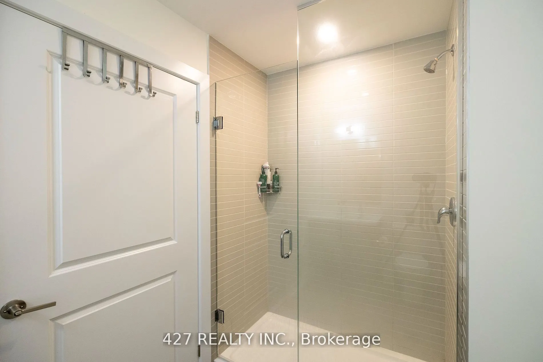 3220 William Coltson Ave Avenue E #302
