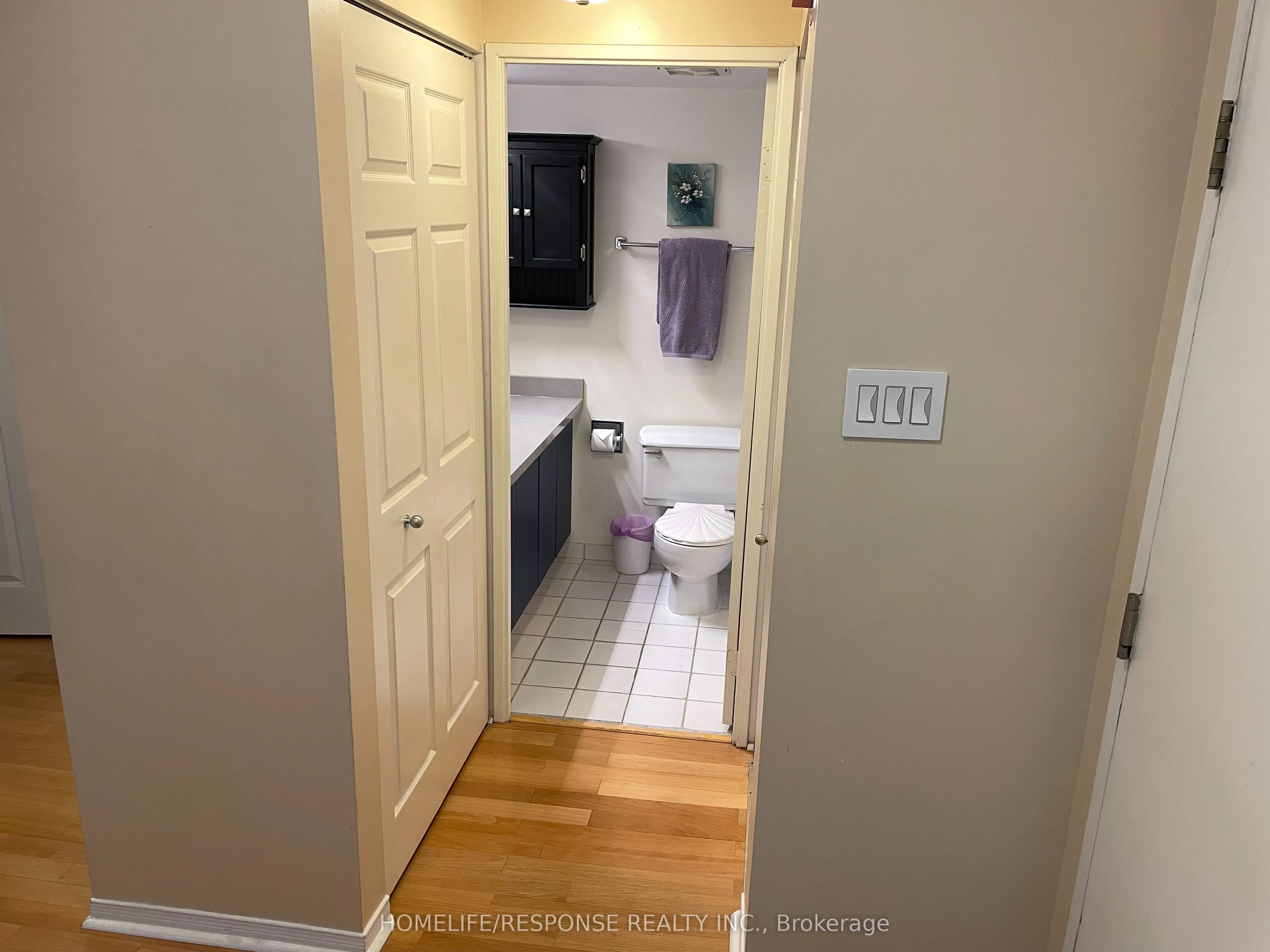 1155 BOUGH BEECHES Boulevard, #208