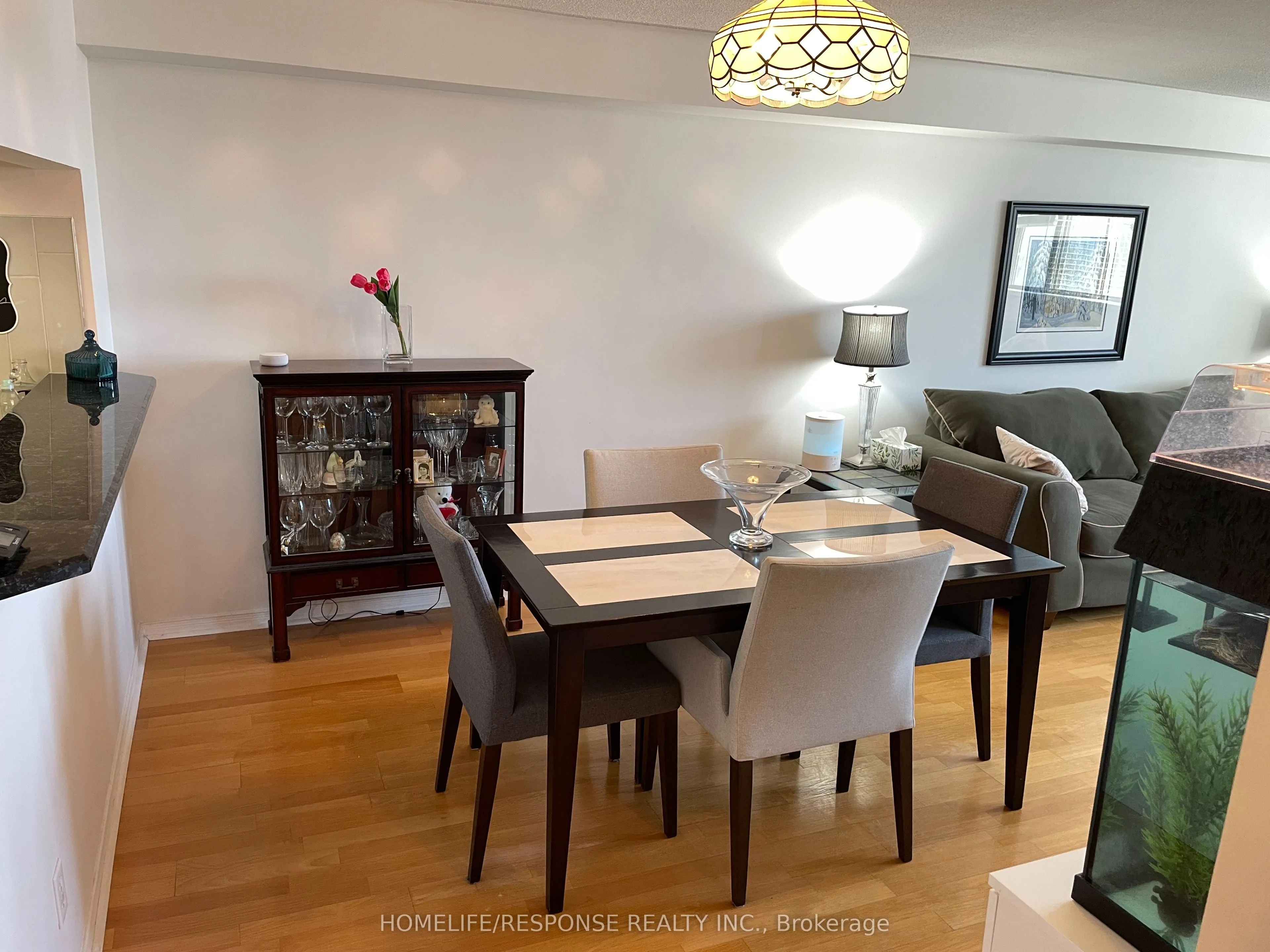 1155 BOUGH BEECHES Boulevard, #208