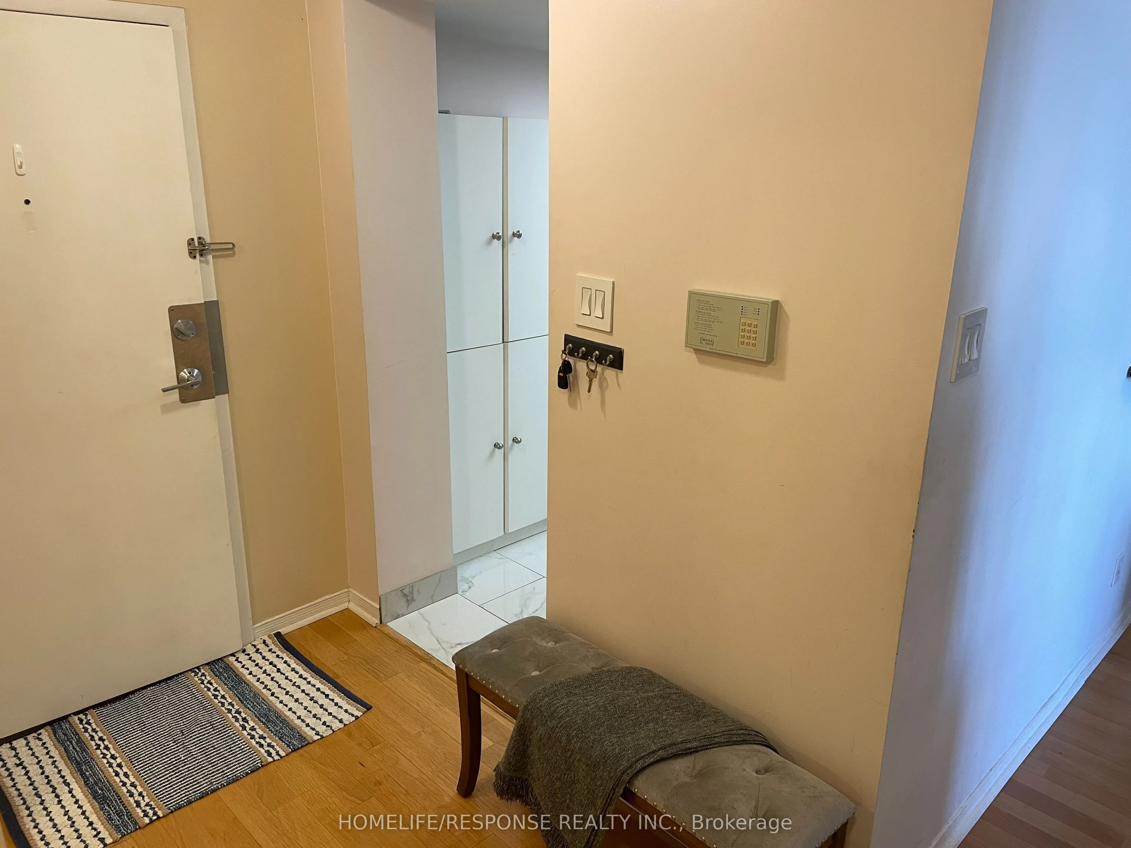 1155 BOUGH BEECHES Boulevard, #208