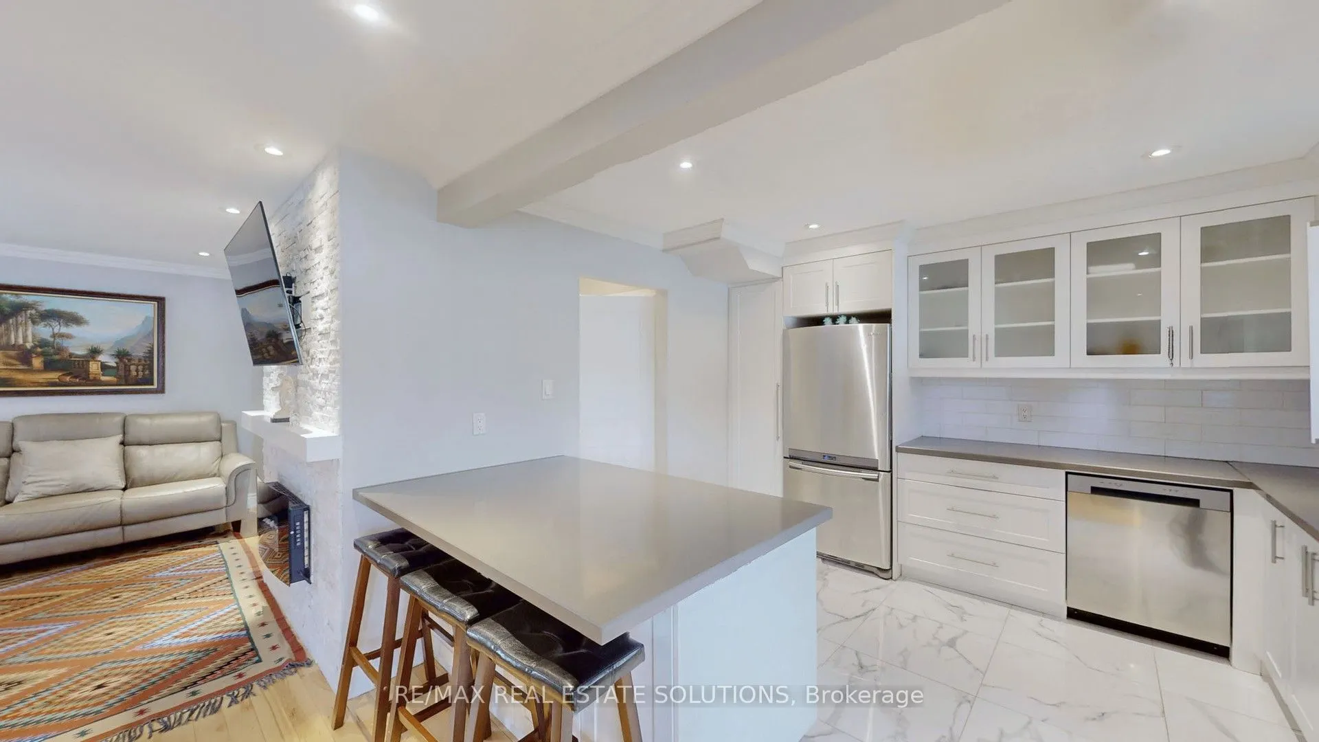 3081 Olympus Mews