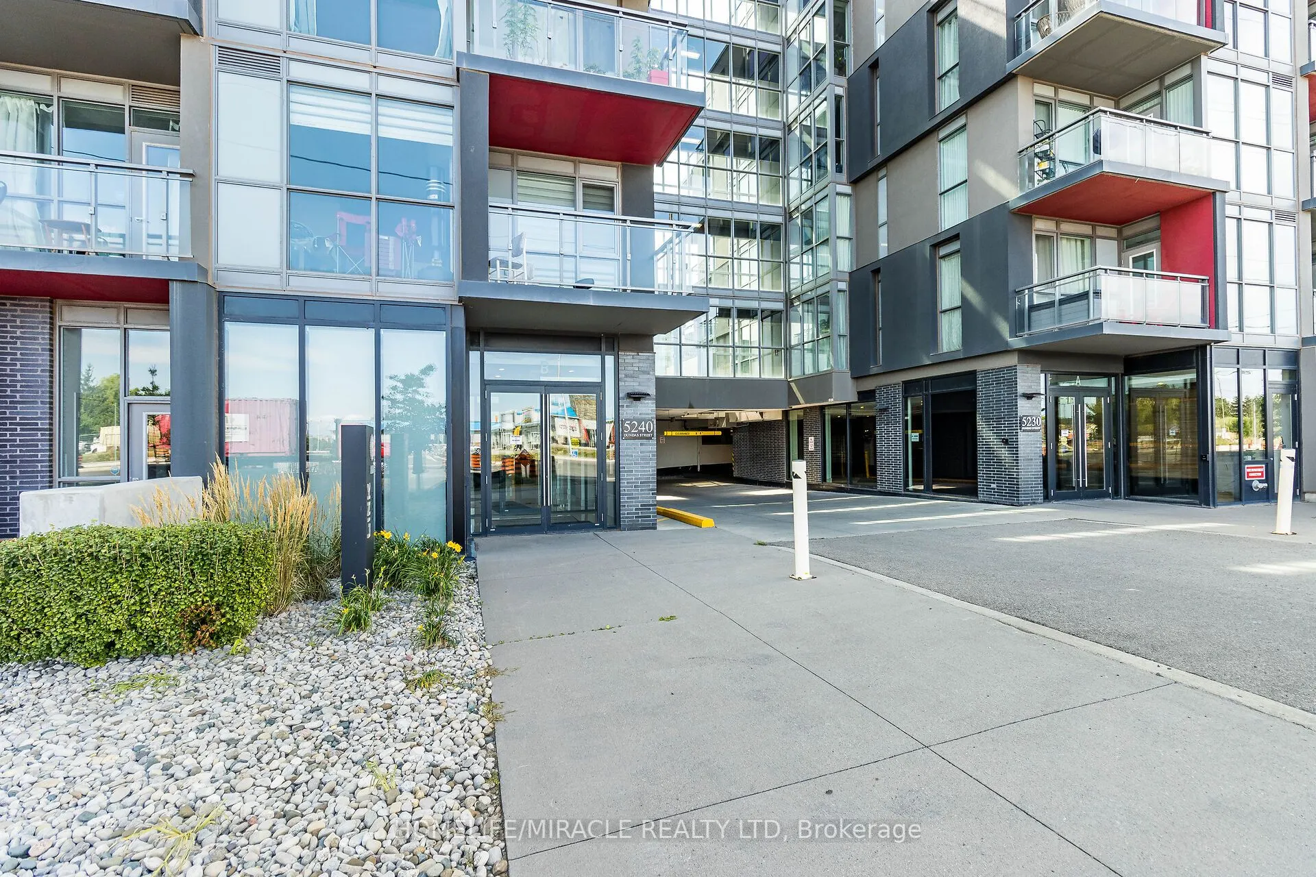 5240 Dundas Street, #B414