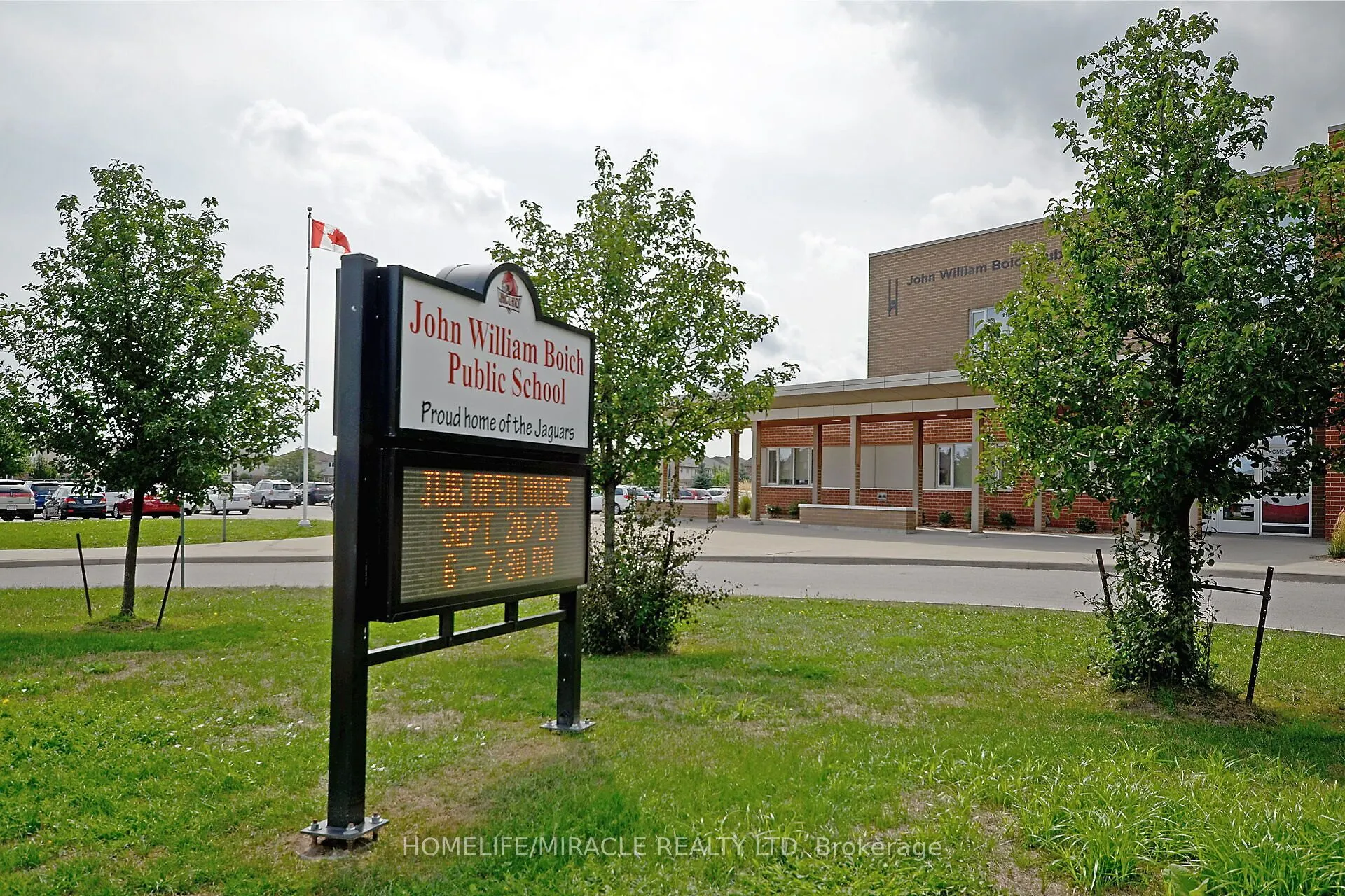 5240 Dundas Street, #B414