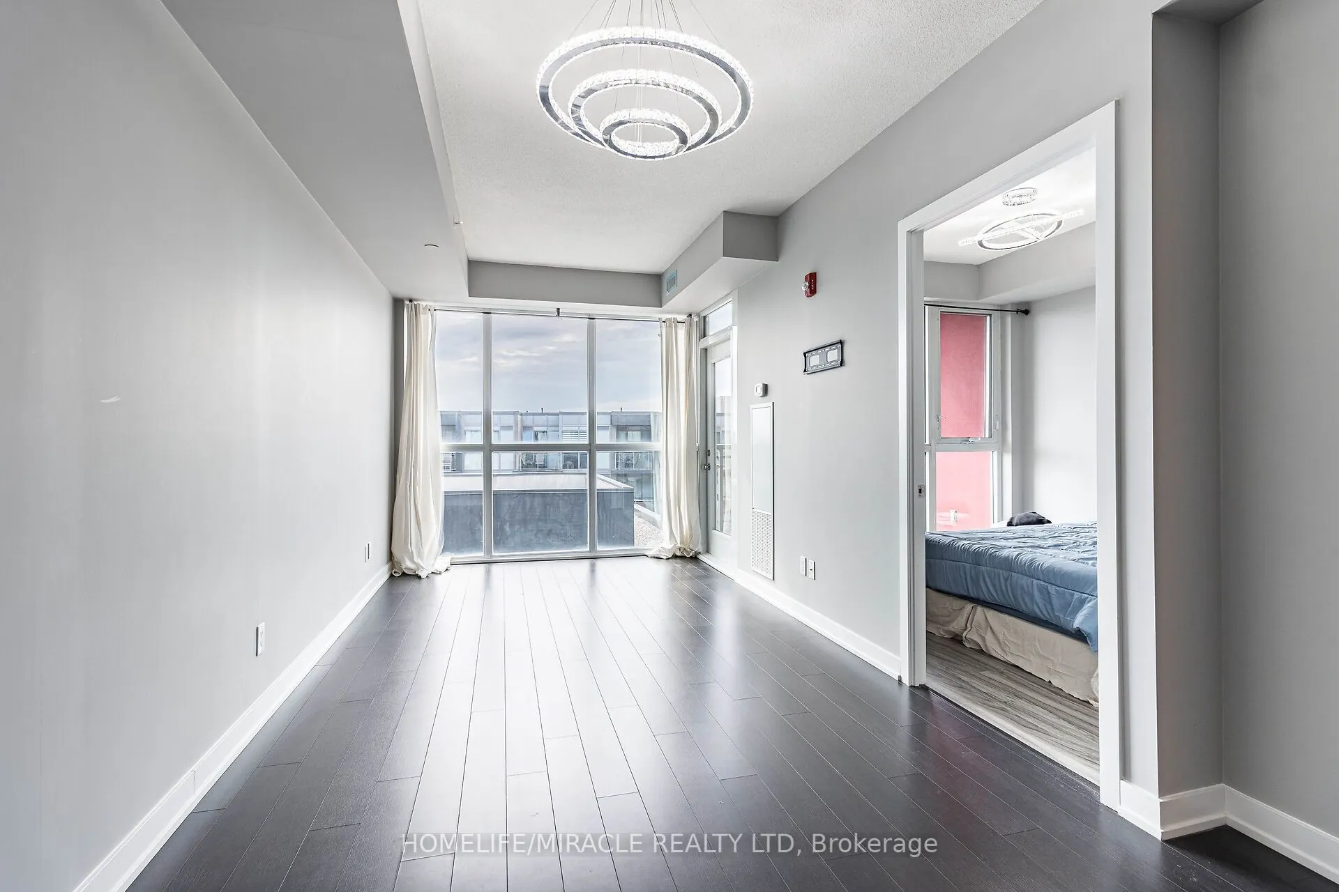5240 Dundas Street, #B414