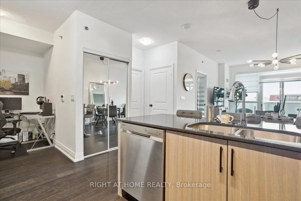 65 Speers Road, #222