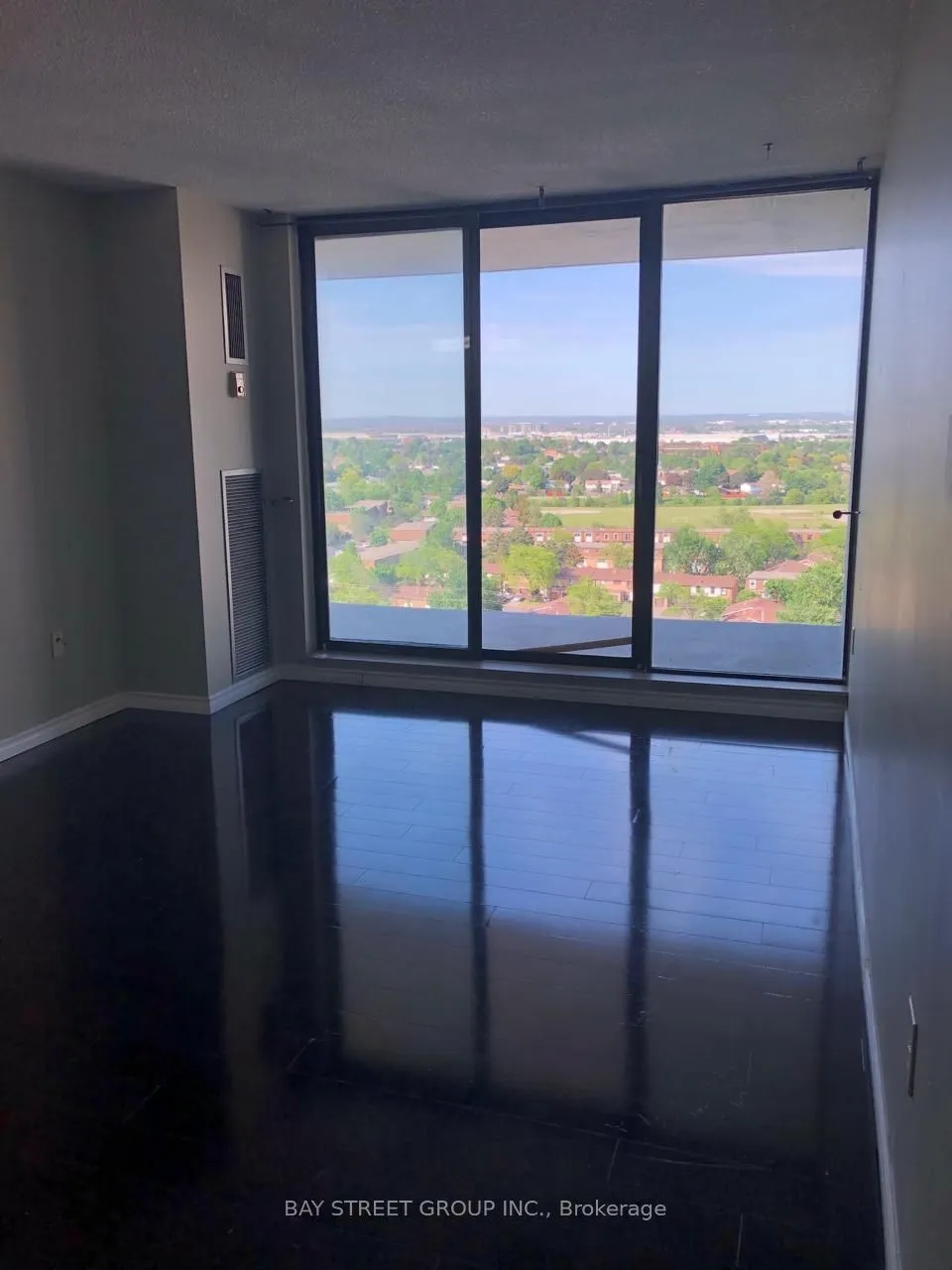 17 Knightsbridge Road, #1803