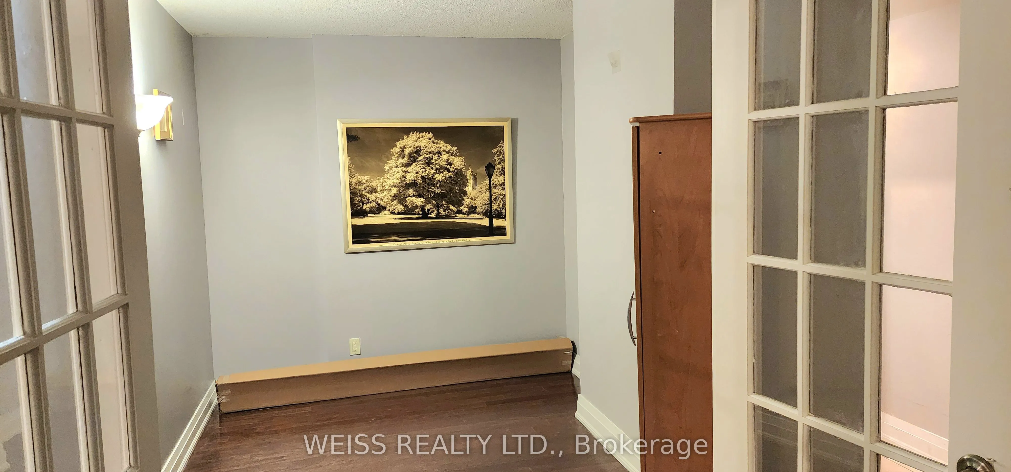 2737 Keele Street, #402