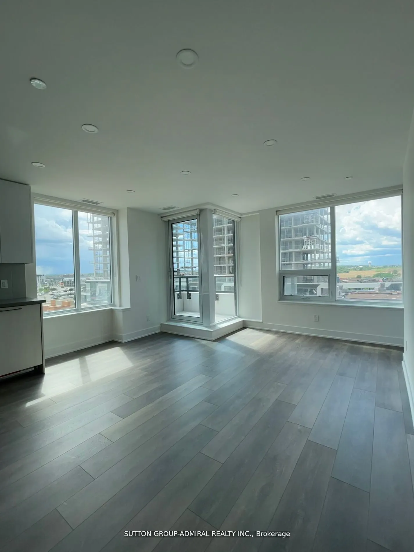 297 Oak Walk Drive, #604